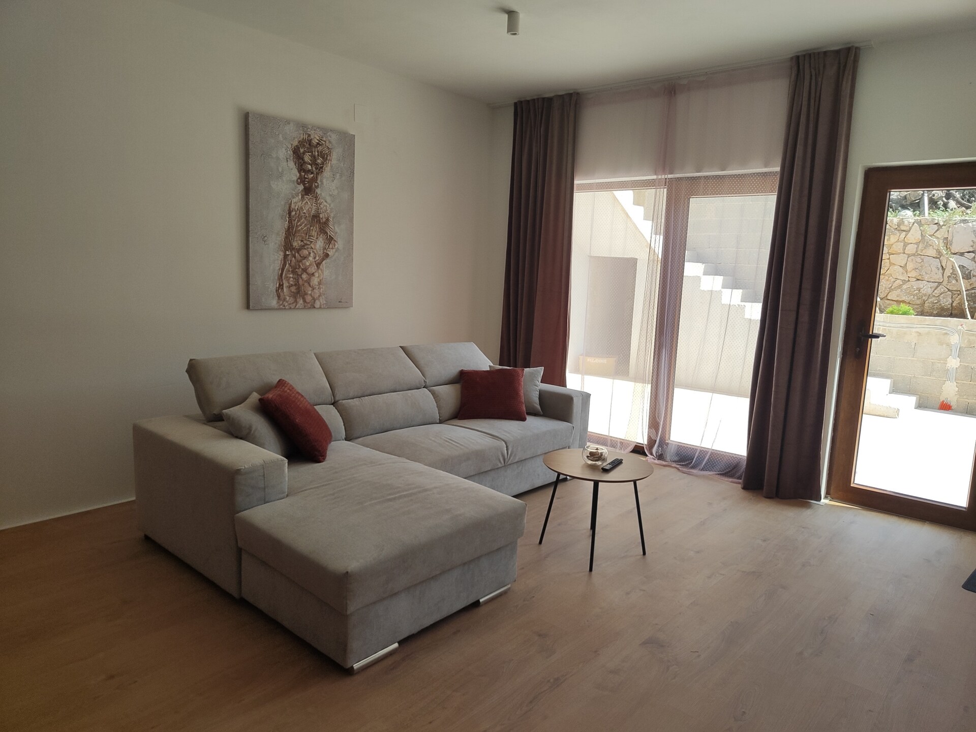 Knus appartement op 100 meter van zee in Karlobag - foto 2