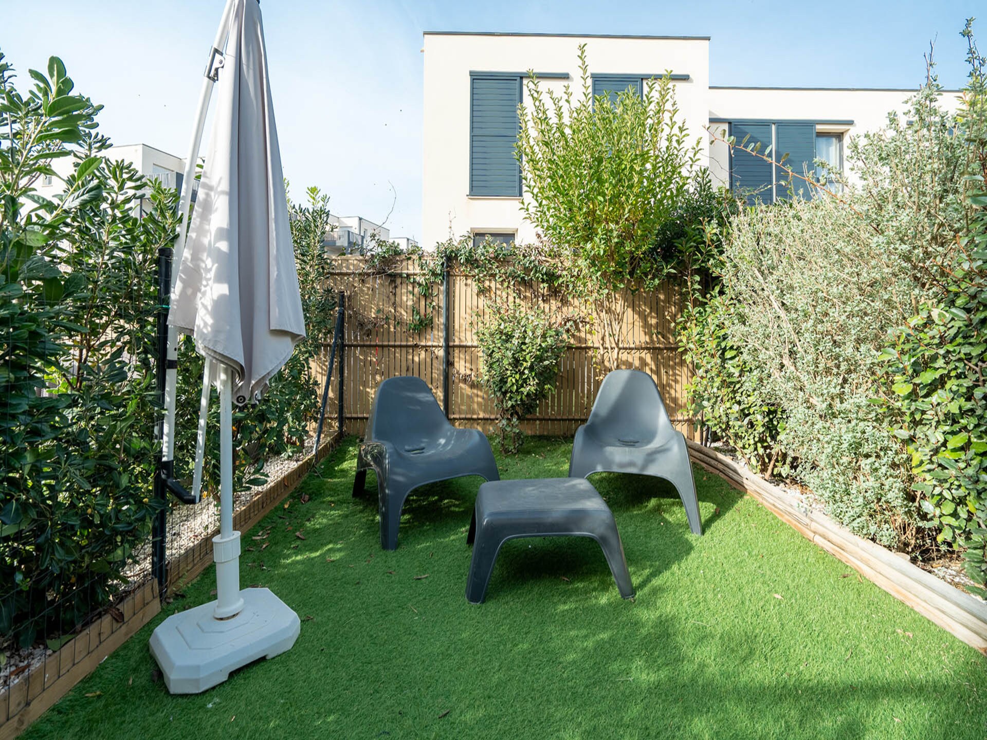 Zongeborgen villa op 450m van het strand in Sérignan - foto 16