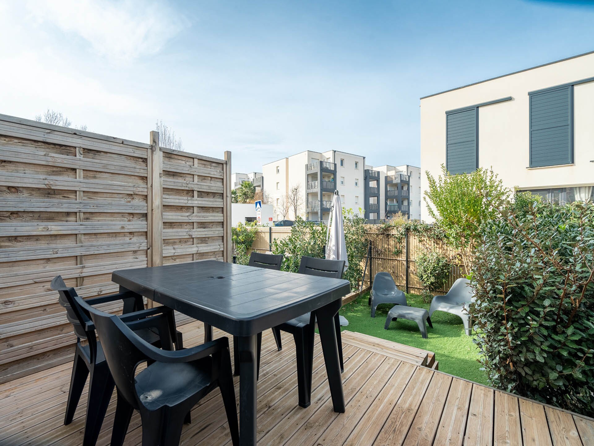 Zongeborgen villa op 450m van het strand in Sérignan - foto 7