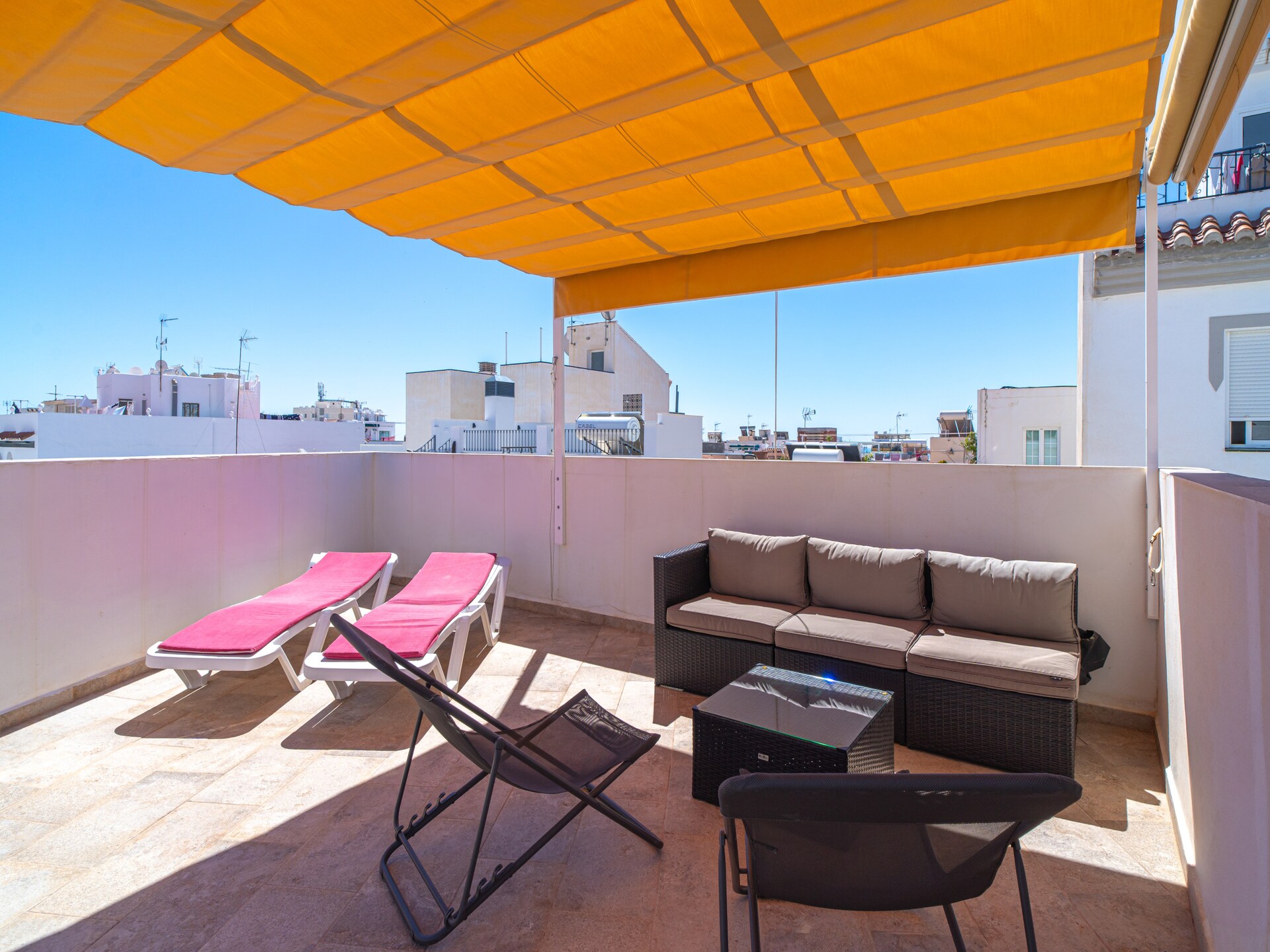 Vrijstaand vakantiehuis met uitzicht op zee en gemeenschappelijk zwembad in Nerja - foto 35