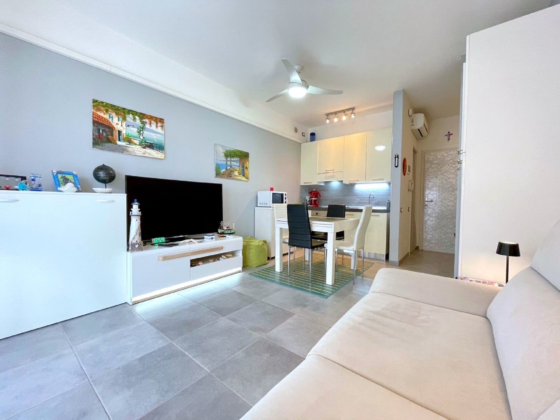 Gelijkvloers appartement op 100m van strand Porto Santa Margherita - foto 8