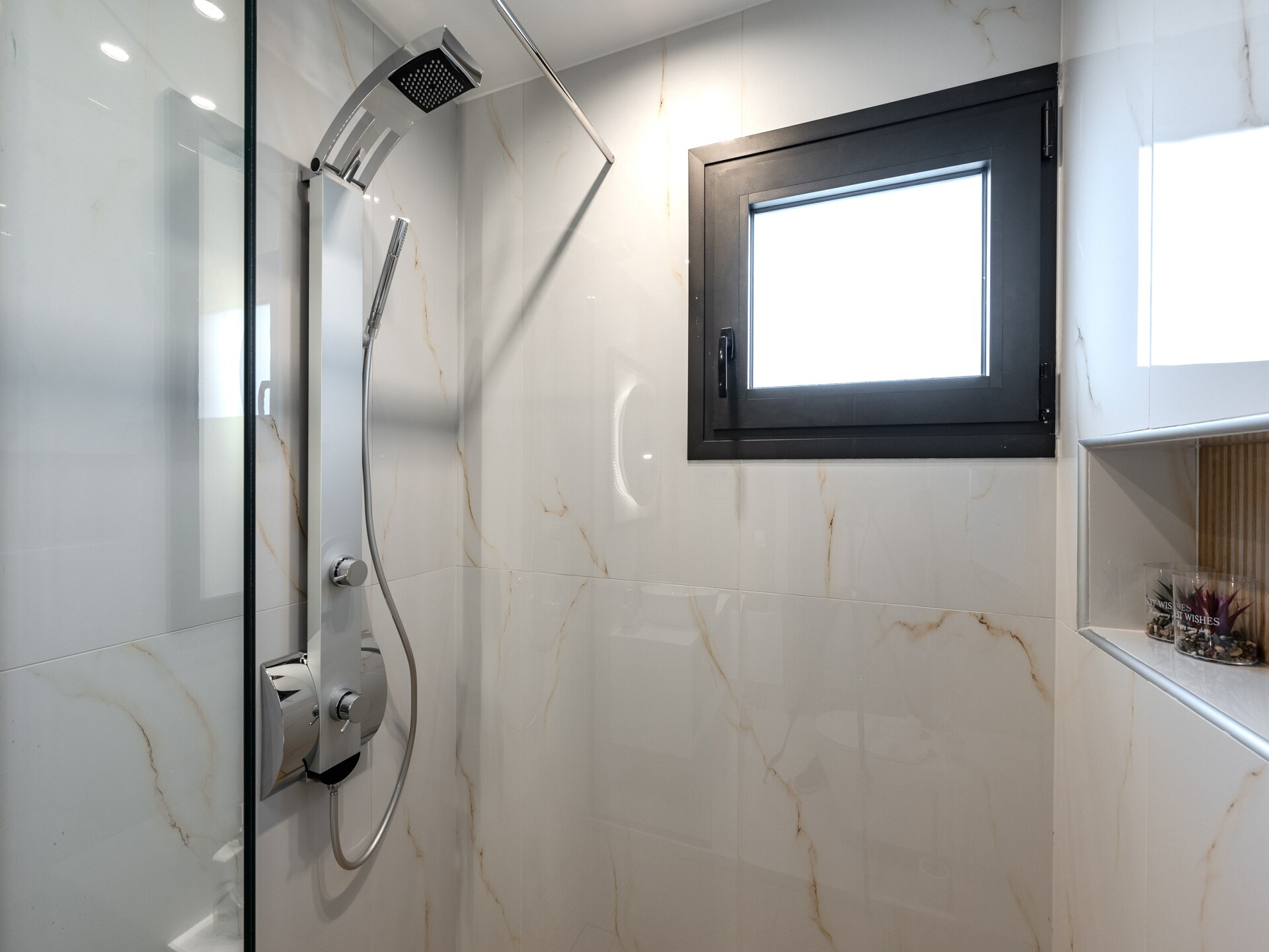 Moderne villa met privézwembad bij Anopolis, 10 min van waterpark - foto 24