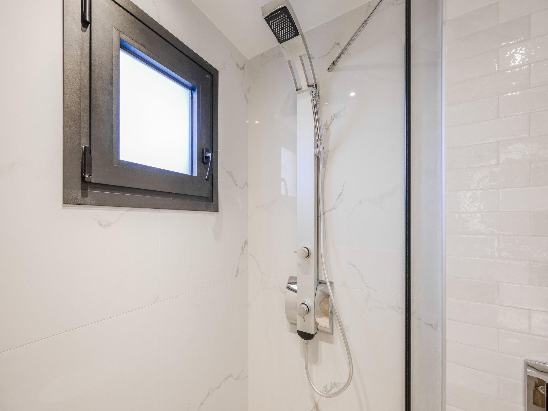Moderne villa met privézwembad bij Anopolis, 10 min van waterpark - foto 25