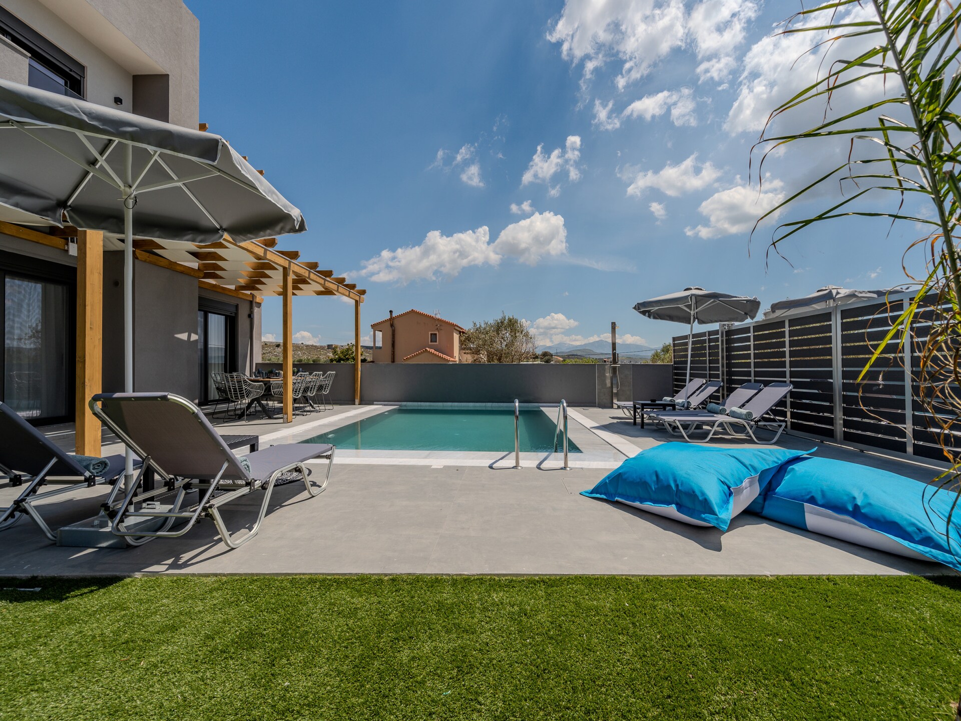 Gloednieuwe designvilla voor 20 personen met privézwembad bij Anopolis - foto 7