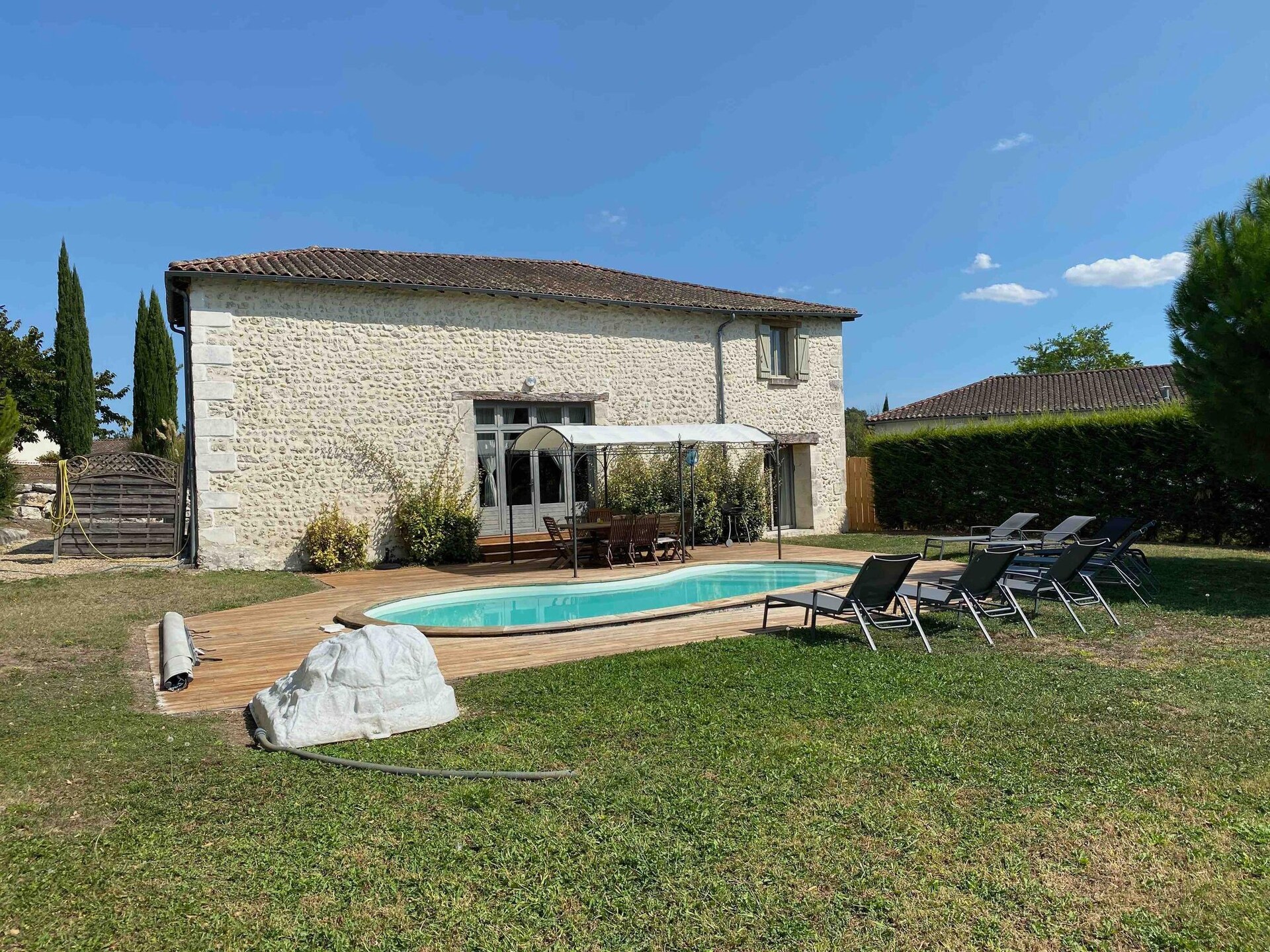 Ruim vakantiehuis Le Genêt in Chalais voor 8 personen - foto 2