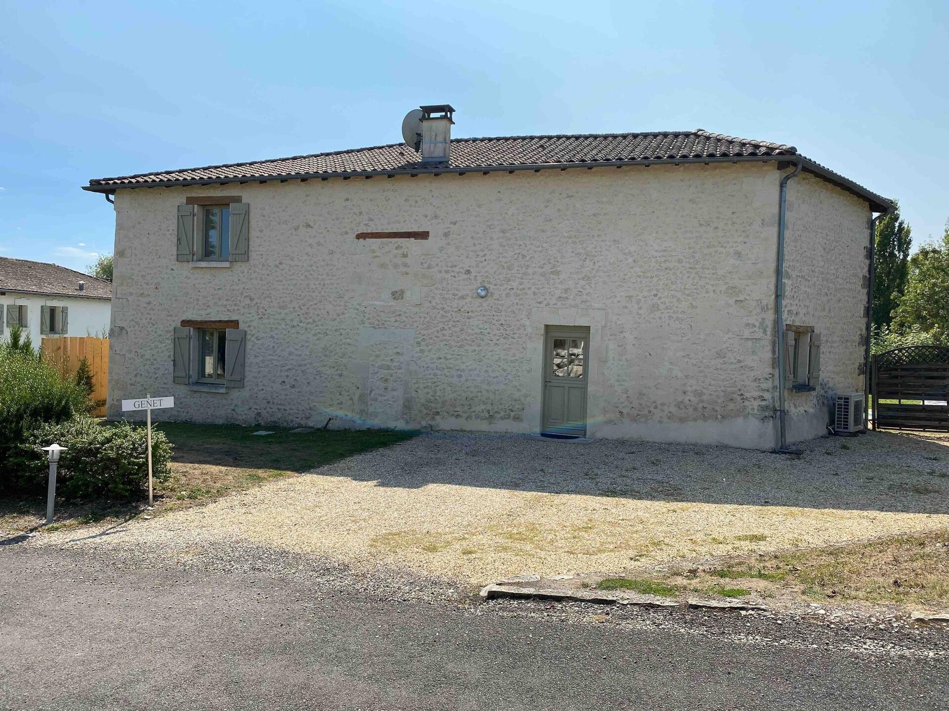 Ruim vakantiehuis Le Genêt in Chalais voor 8 personen - foto 7