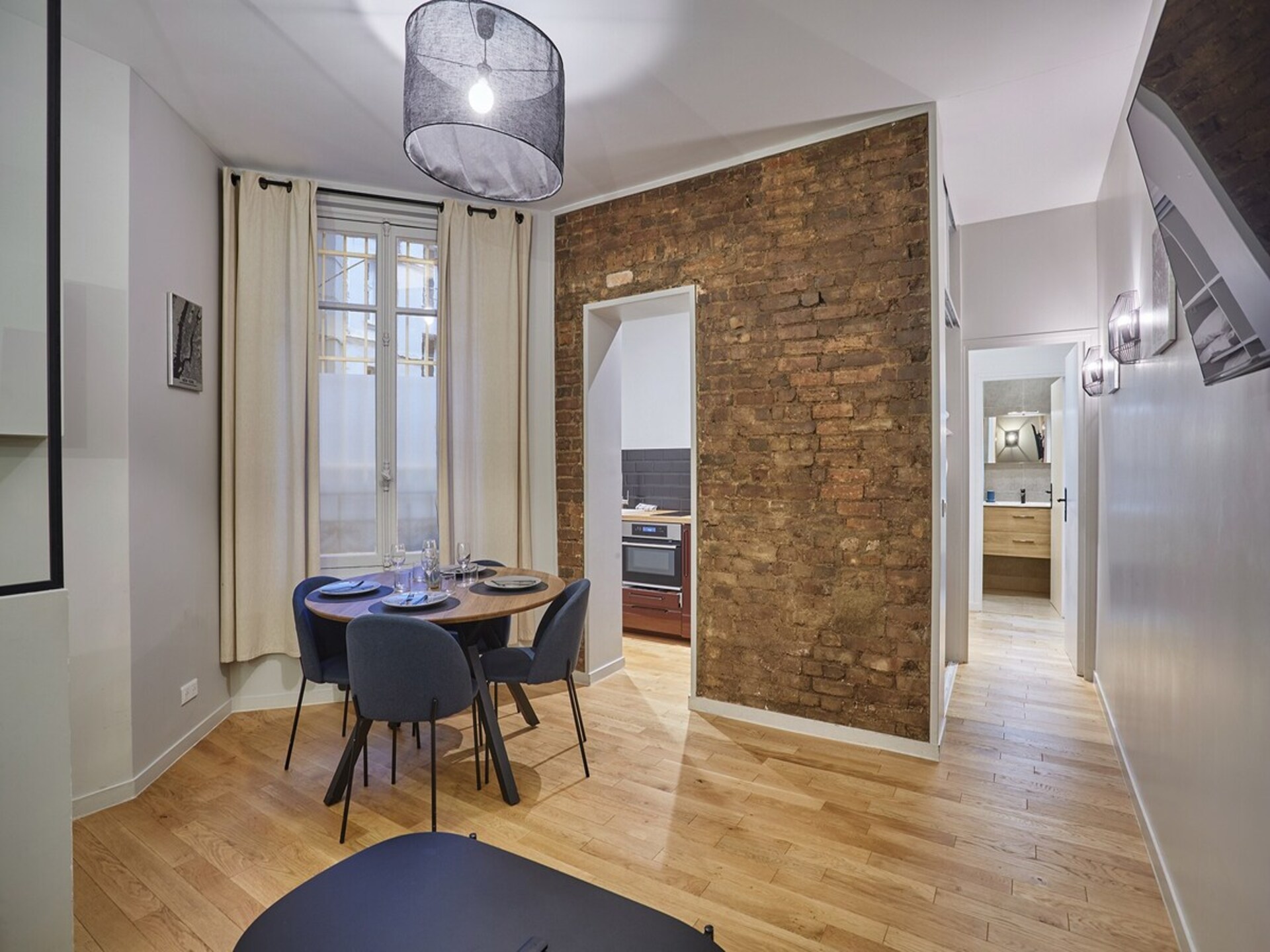 Licht en modern appartement bij de Vlooienmarkt in Parijs - foto 8