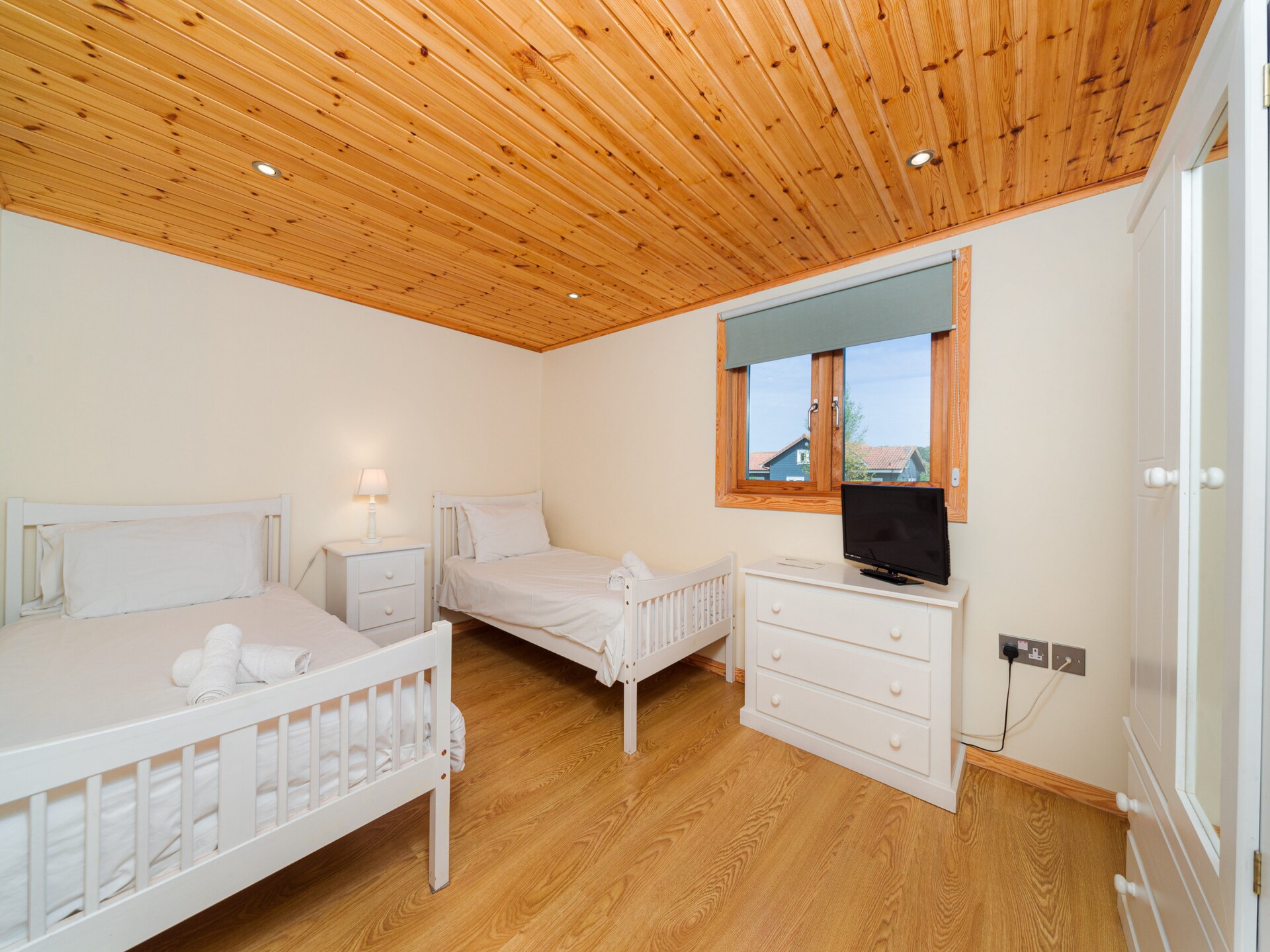 Puddleduck: Scandinavische lodge aan het meer in Fritton, Norfolk - foto 13