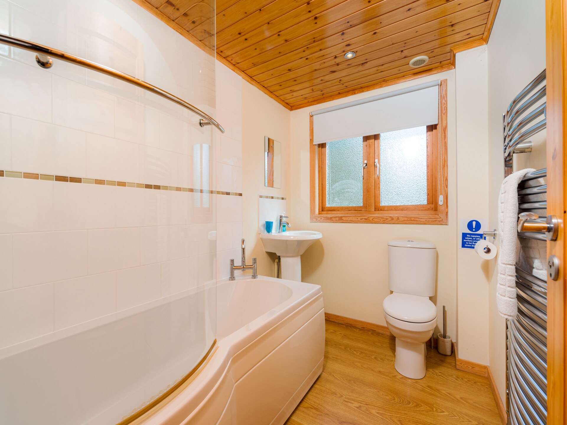 Puddleduck: Scandinavische lodge aan het meer in Fritton, Norfolk - foto 15