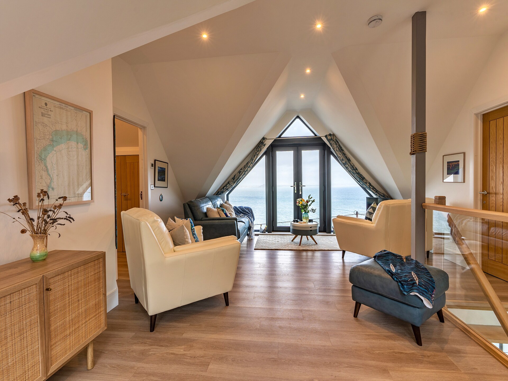 Glasrijk vakantiehuis met ononderbroken zeezicht op de kliffen bij Mousehole - foto 10
