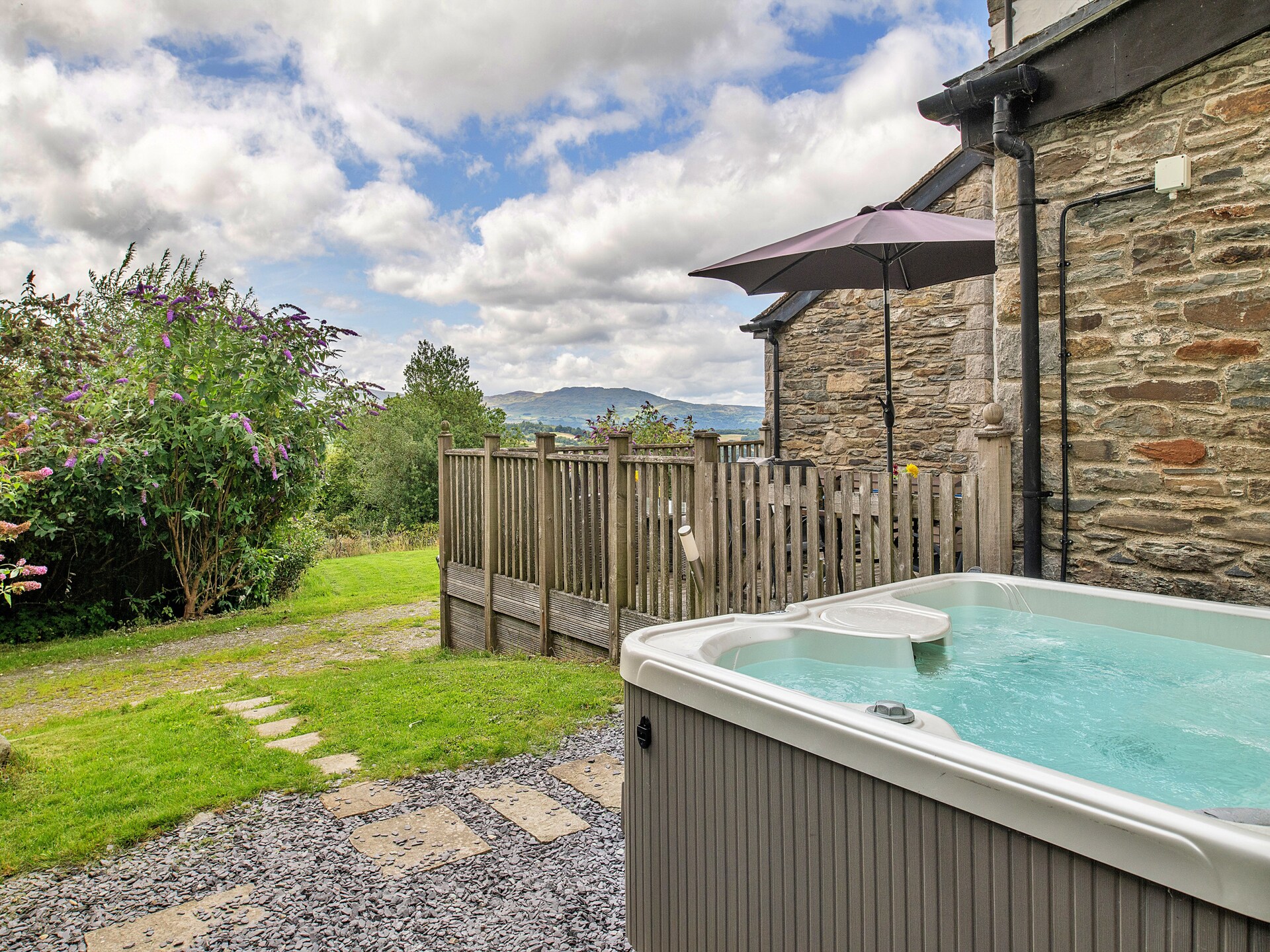 Buzzards View: luxe vakantiehuis met hot tub in Conwy Valley, Noord-Wales - foto 24