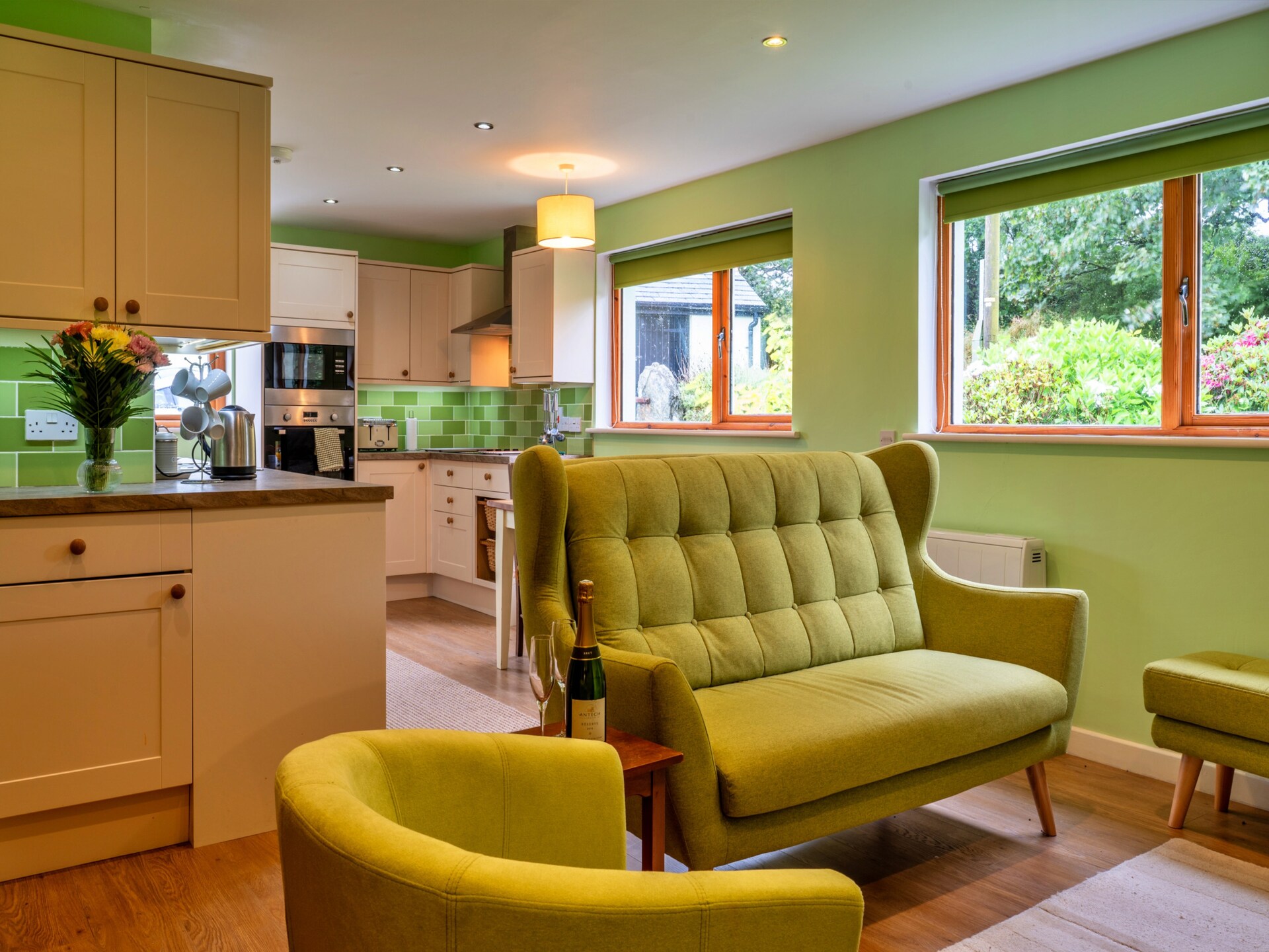 Romantisch chalet Skylarks in het hart van Cornwall met tuin en golfbaan - foto 2