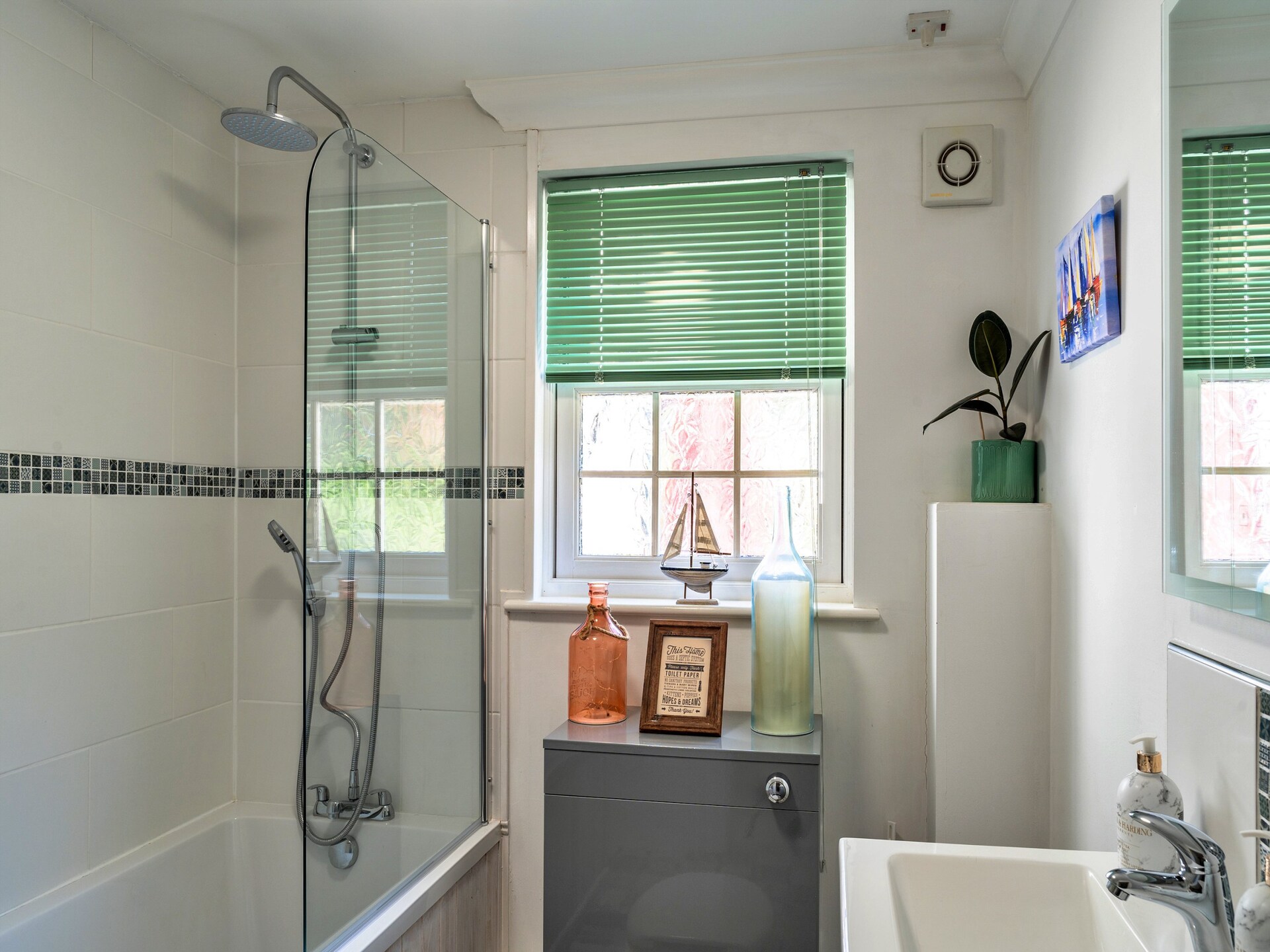 Verscholen cottage in Millbrook: privé-zuidvleugel met serre en spelletjes - foto 28