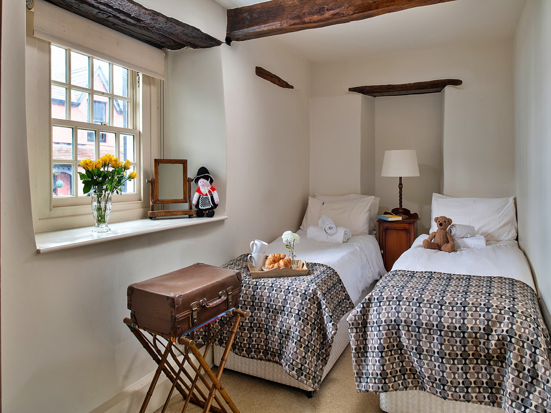 15e-eeuws landhuis in Conwy met uitzicht op het kasteel en zonnige tuin - foto 14