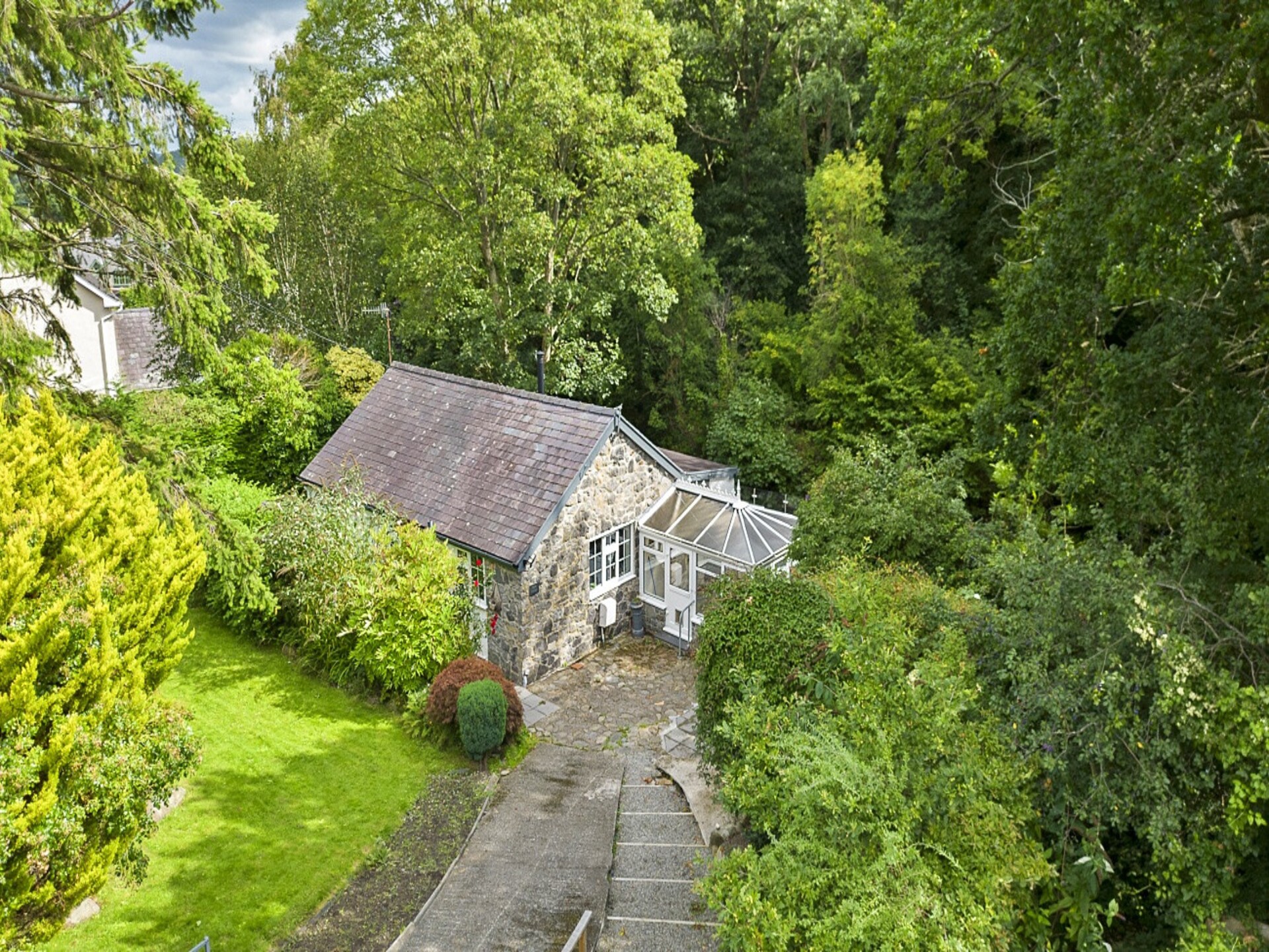 Rustiek landhuis aan de rivier in Rowen, Snowdonia – 5 personen - foto 25