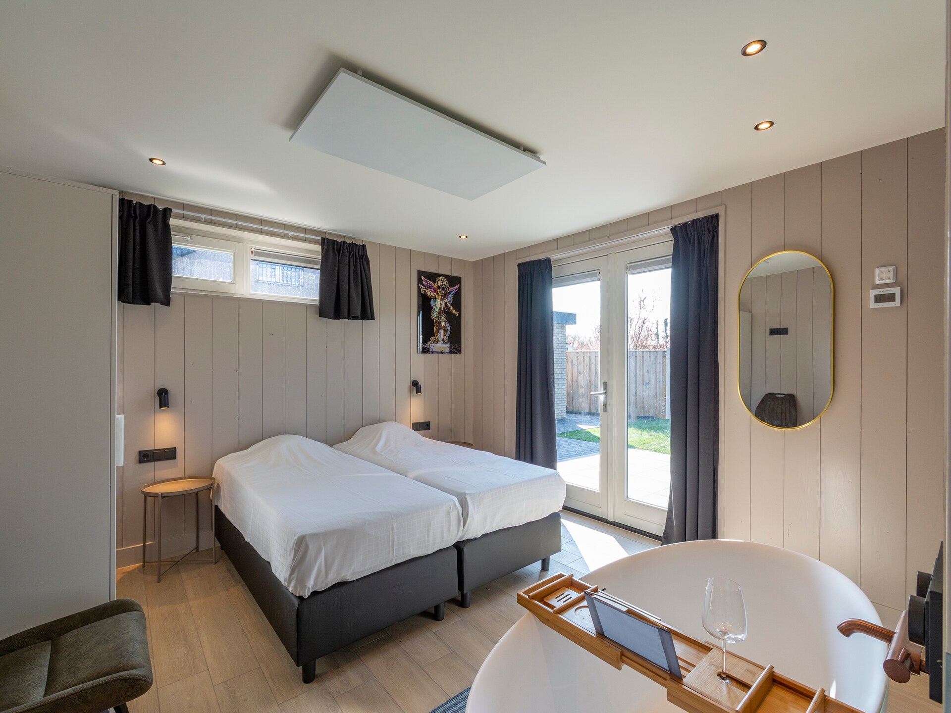 Wellness Villa Azure: luxe vakantiehuis met sauna nabij het strand - foto 4