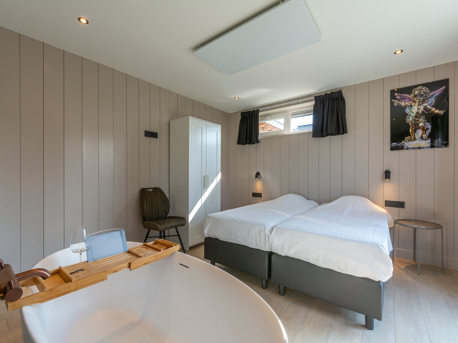 Wellness Villa Azure: luxe vakantiehuis met sauna nabij het strand - foto 17