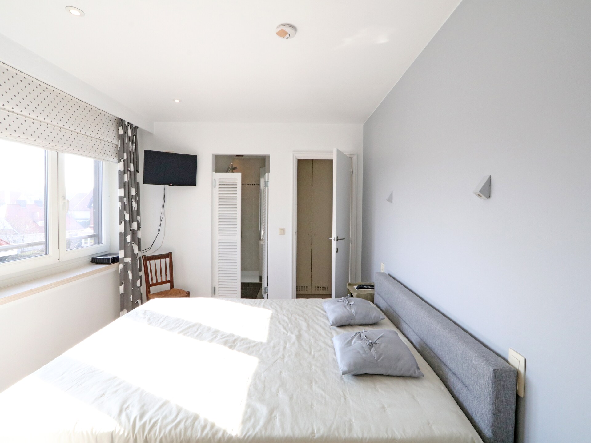 Licht appartement met 3 slaapkamers nabij Albertplein in Knokke-Heist - foto 10