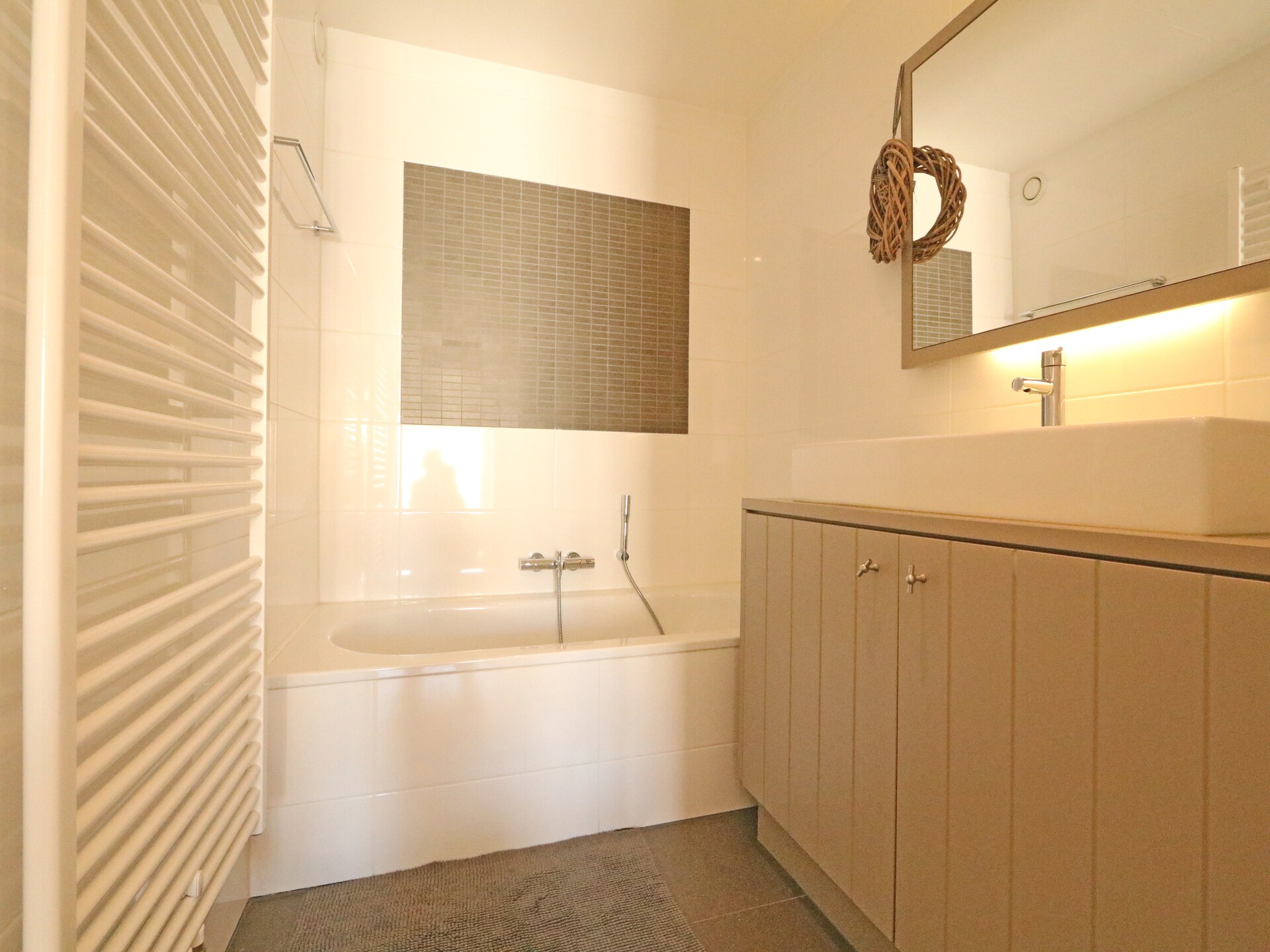 Elegant appartement aan zee in Het Zoute met garage en zeezicht - foto 10