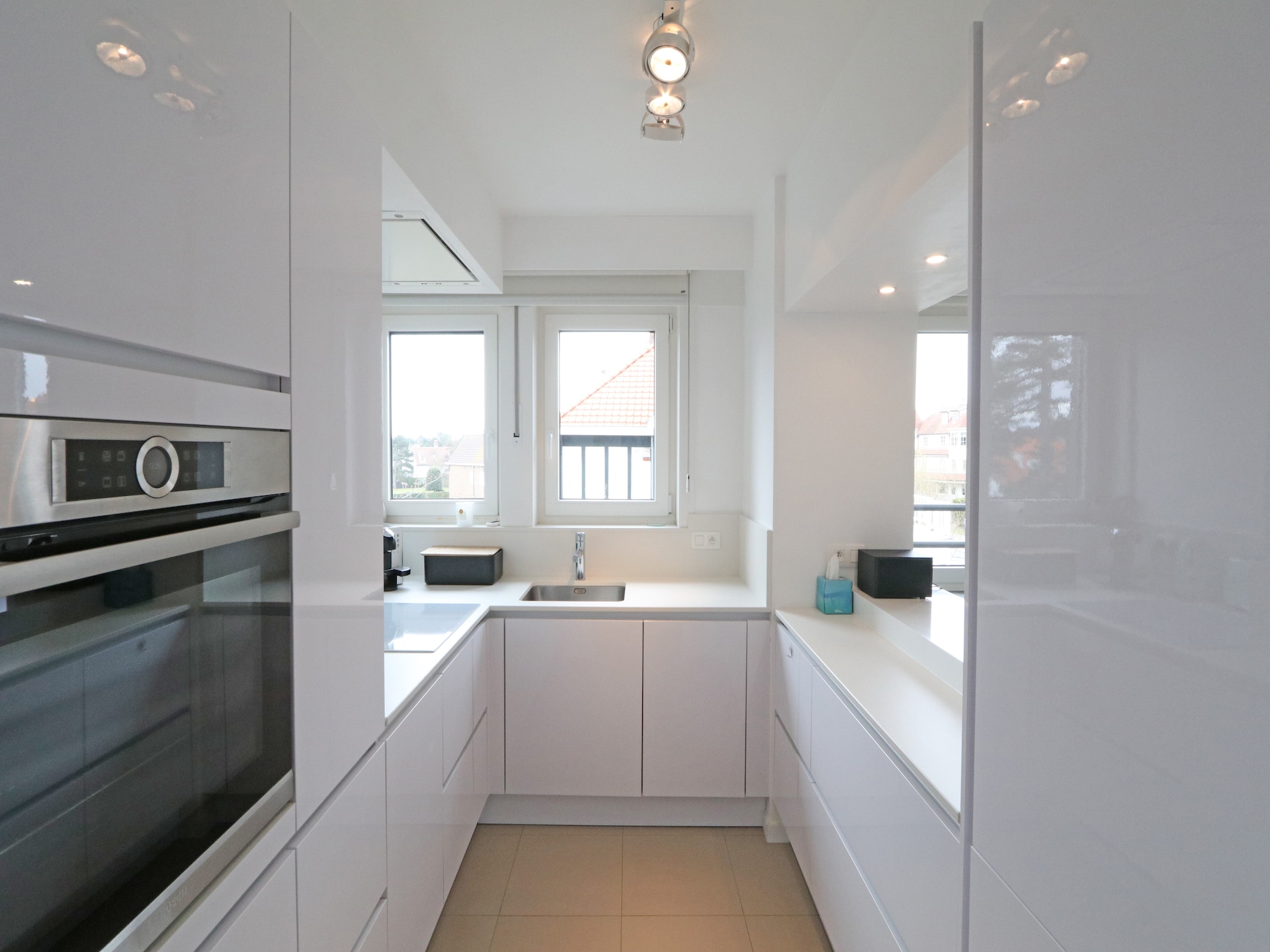 Stijlvol gerenoveerd appartement in hartje Het Zoute, Knokke-Heist - foto 2