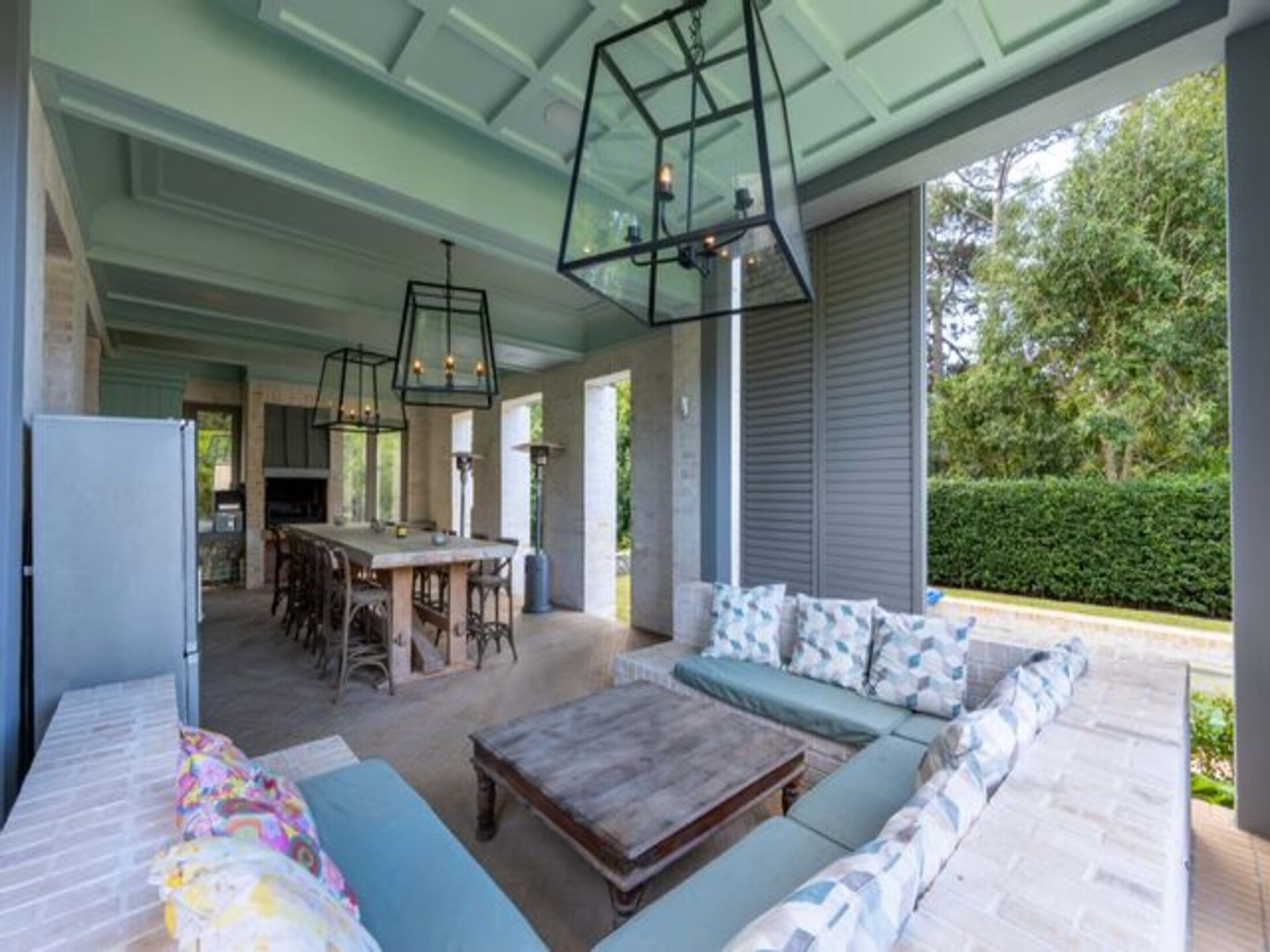 Schitterende 4-slaapkamer villa met zwembad in het prestigieuze Bishopscourt, Kaapstad - foto 12