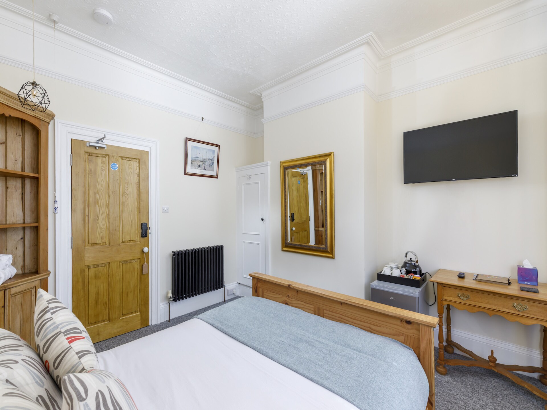 Knusse kamer met balkon op steenworp van Brighton Beach - foto 4