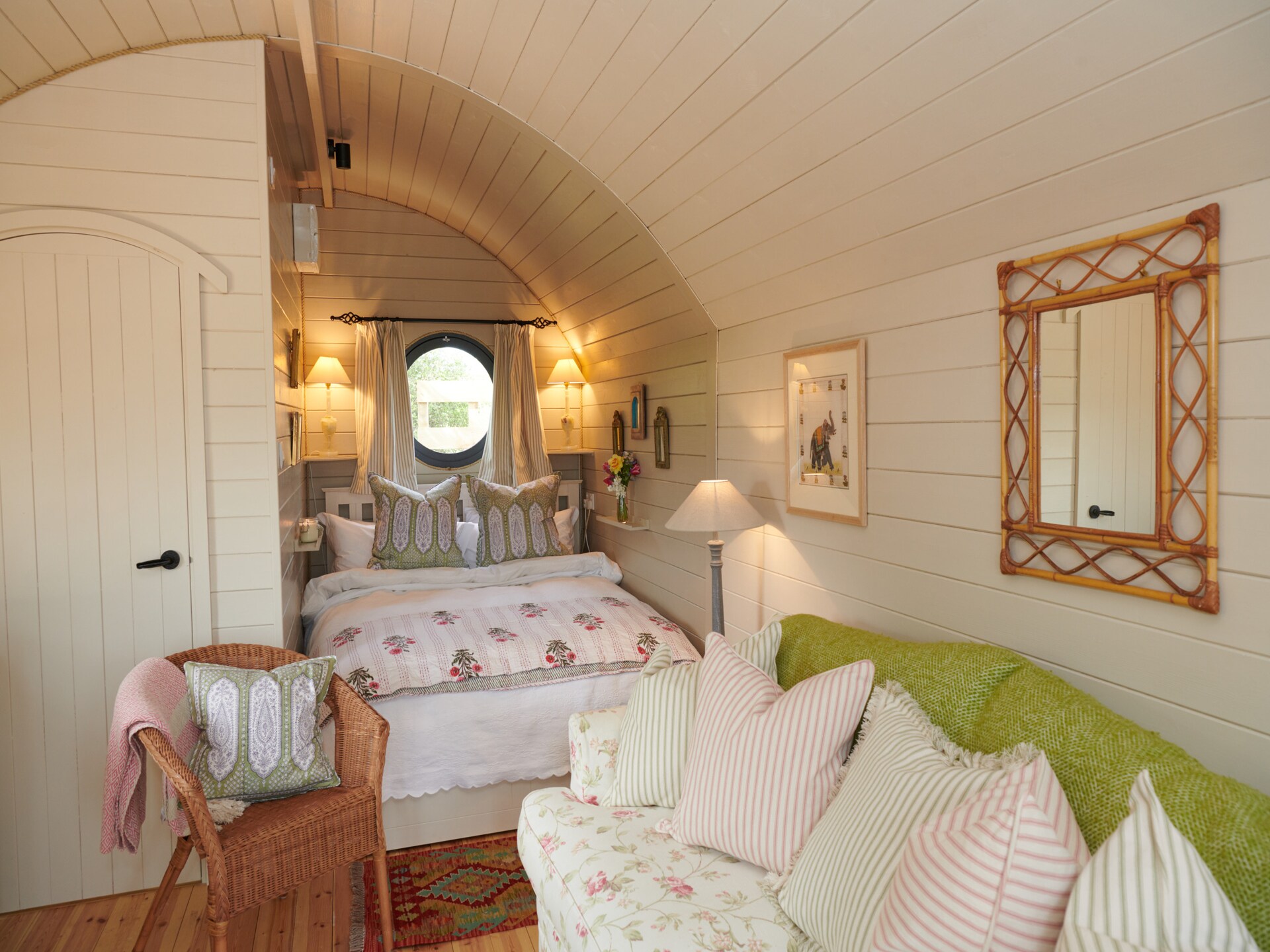 Luxe houtgestookte hot tub hut op het Oxfordshire platteland bij Banbury - foto 12