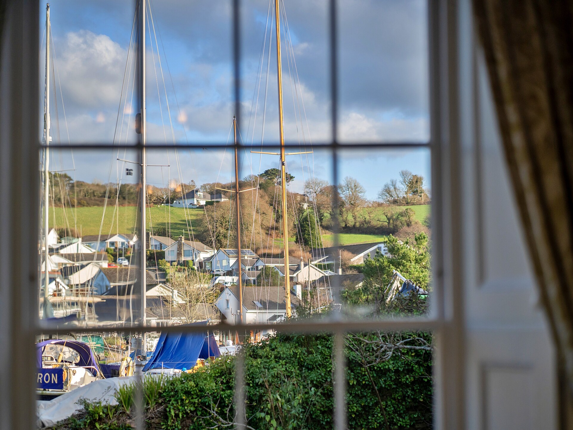 Historisch douanekantoor met bubbelbad en uitzicht op de Helford River - foto 38