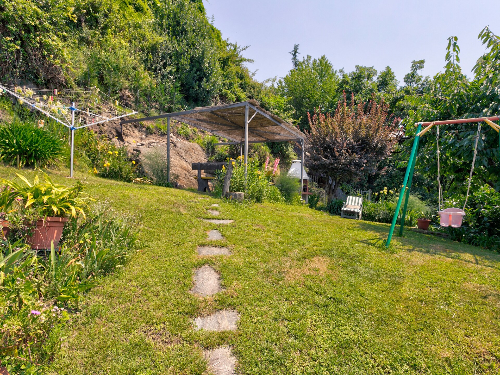 Panoramisch appartement aan het Comomeer met zwembad en tuin in Gravedona - foto 27