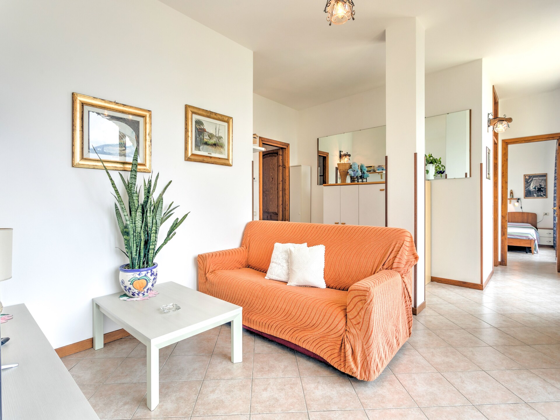Panoramisch appartement aan het Comomeer met zwembad en tuin in Gravedona - foto 2