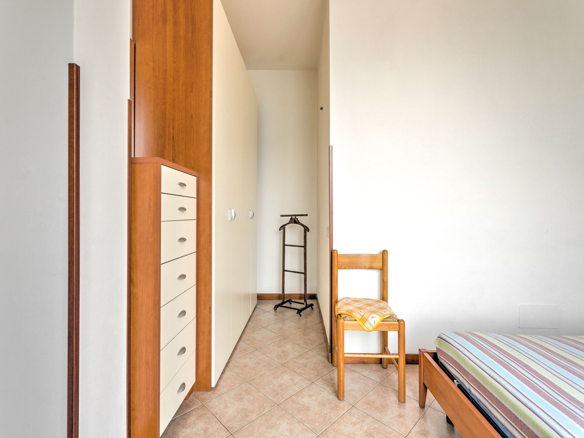 Panoramisch appartement aan het Comomeer met zwembad en tuin in Gravedona - foto 15