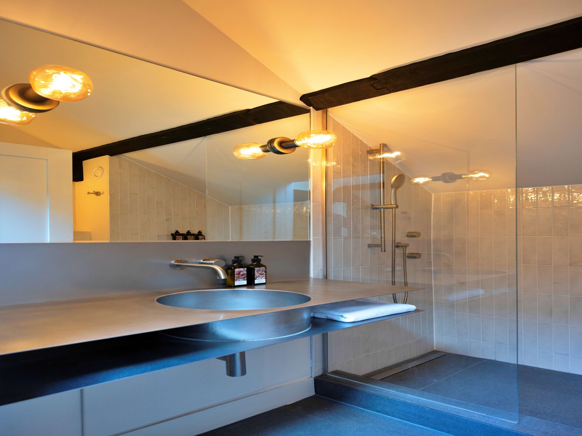 ARC Peaks: Luxe groepsvakantiehuis met zwembad en hot tubs in Peak District - foto 48