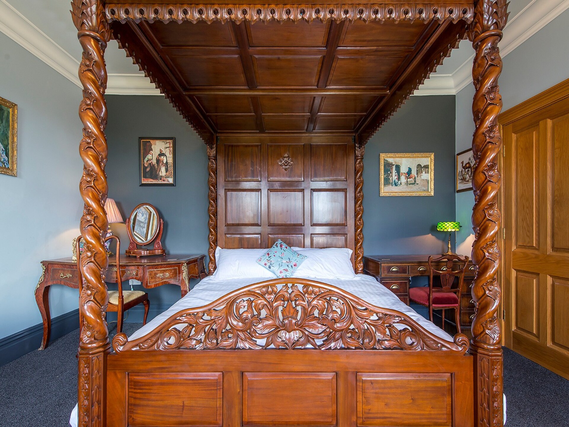 Luxe Georgisch landhuis met zwembad, sauna & privébioscoop voor 24 personen in Carmarthen - foto 29