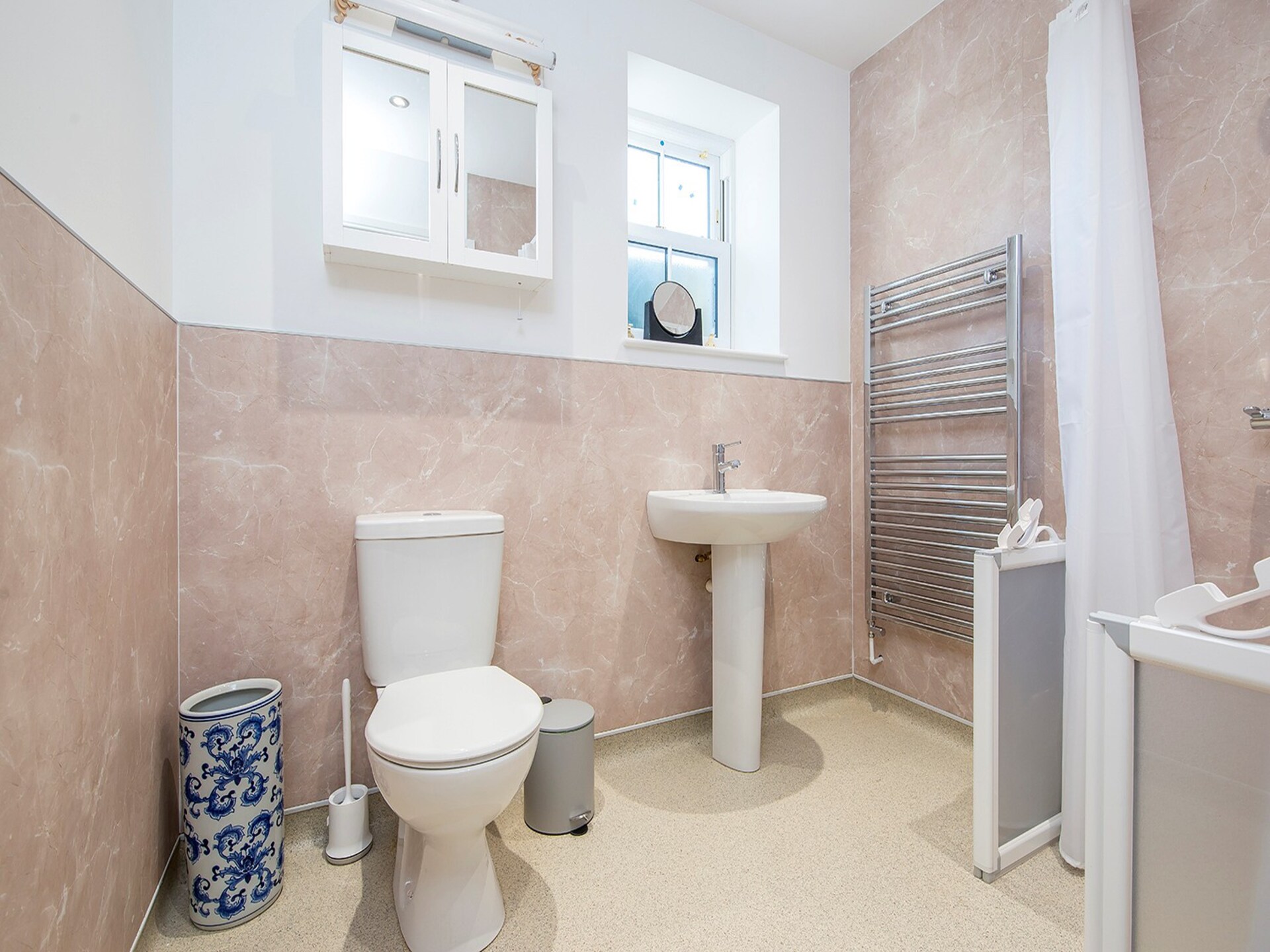 Luxe Georgisch landhuis met zwembad, sauna & privébioscoop voor 24 personen in Carmarthen - foto 54