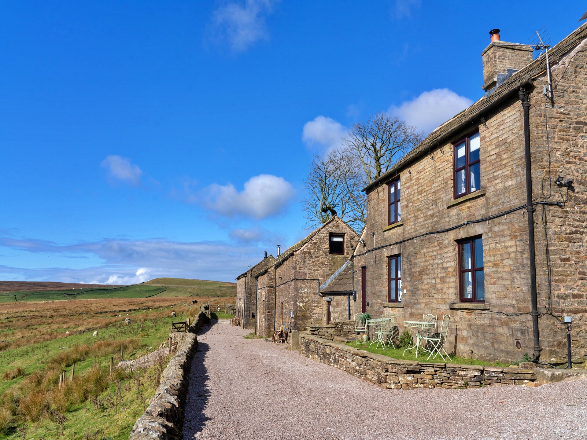 Drie sfeervolle vakantiehuizen samen in het Peak District voor 12 personen - foto 1