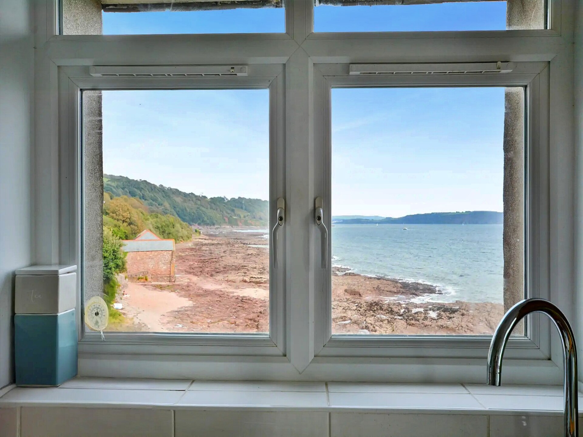 Op 500 m van het strand: Ruim landhuis Rock House in Kingsand - foto 15