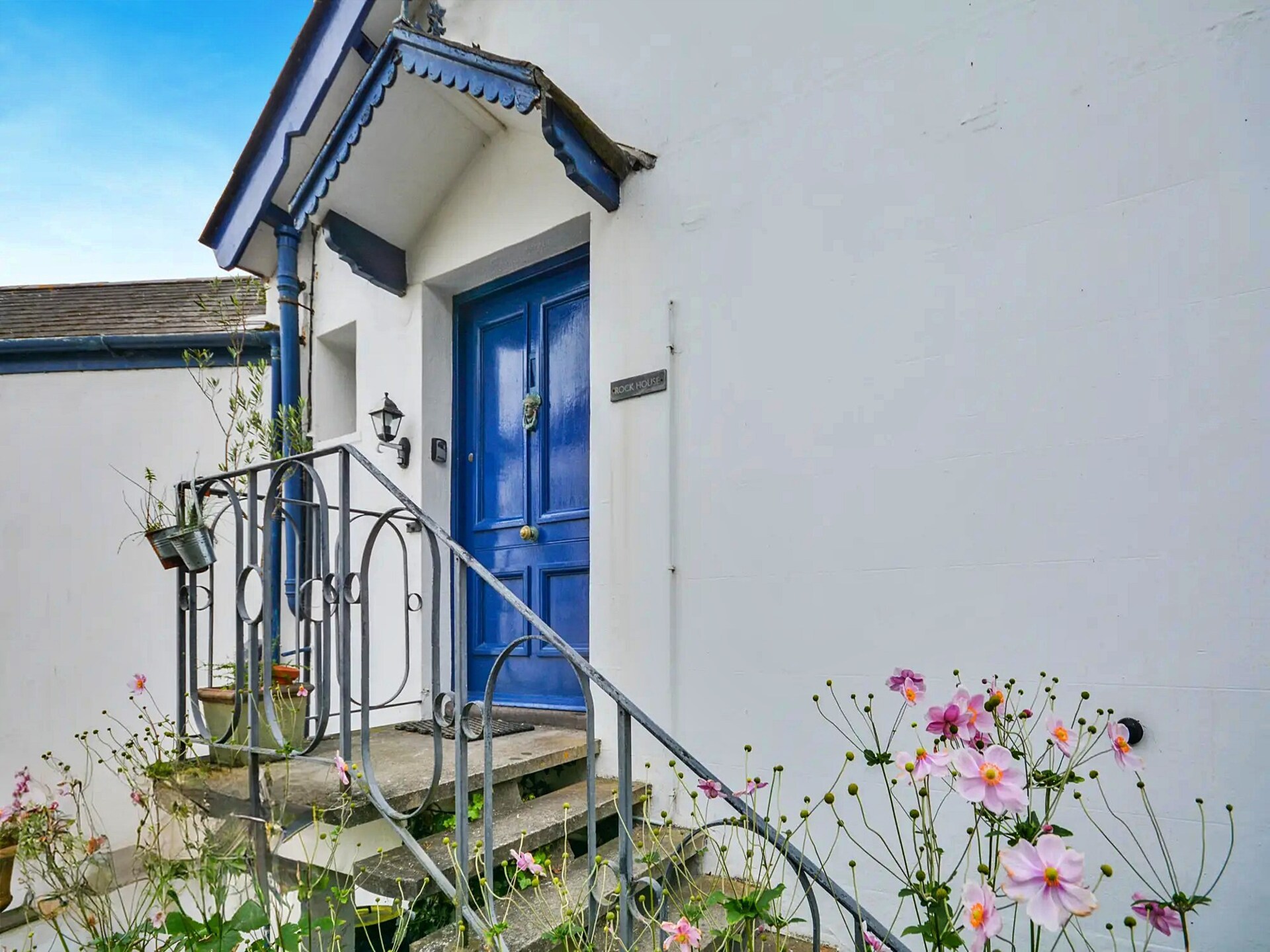 Op 500 m van het strand: Ruim landhuis Rock House in Kingsand - foto 1
