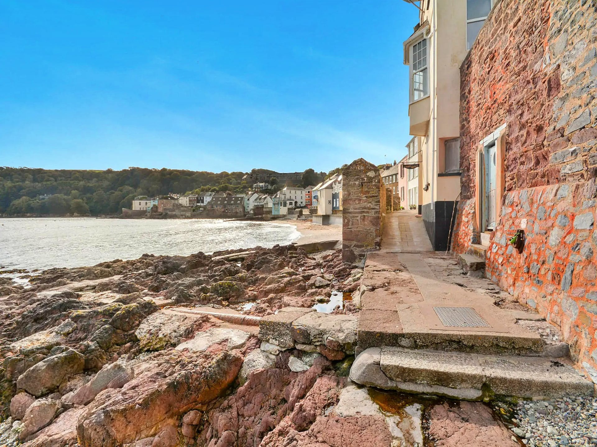 Op 500 m van het strand: Ruim landhuis Rock House in Kingsand - foto 18