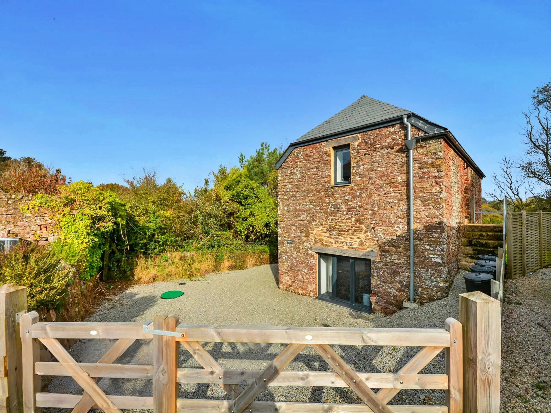 Ruim vakantiehuis met panoramisch uitzicht en privétuin bij Kingsand - foto 40