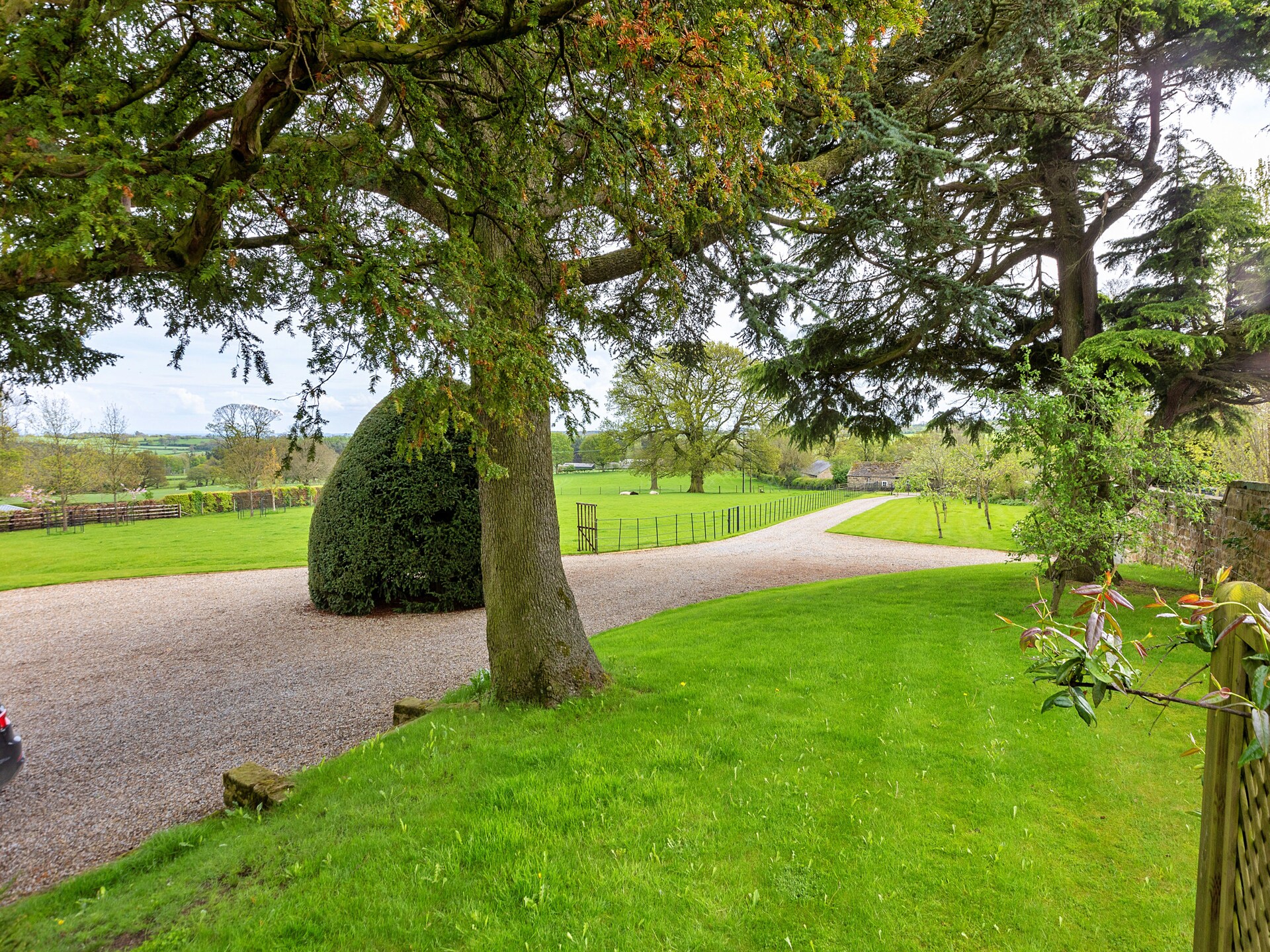 Luxe landhuis voor 2 bij Grantley Hall met balkon en weids uitzicht - foto 24