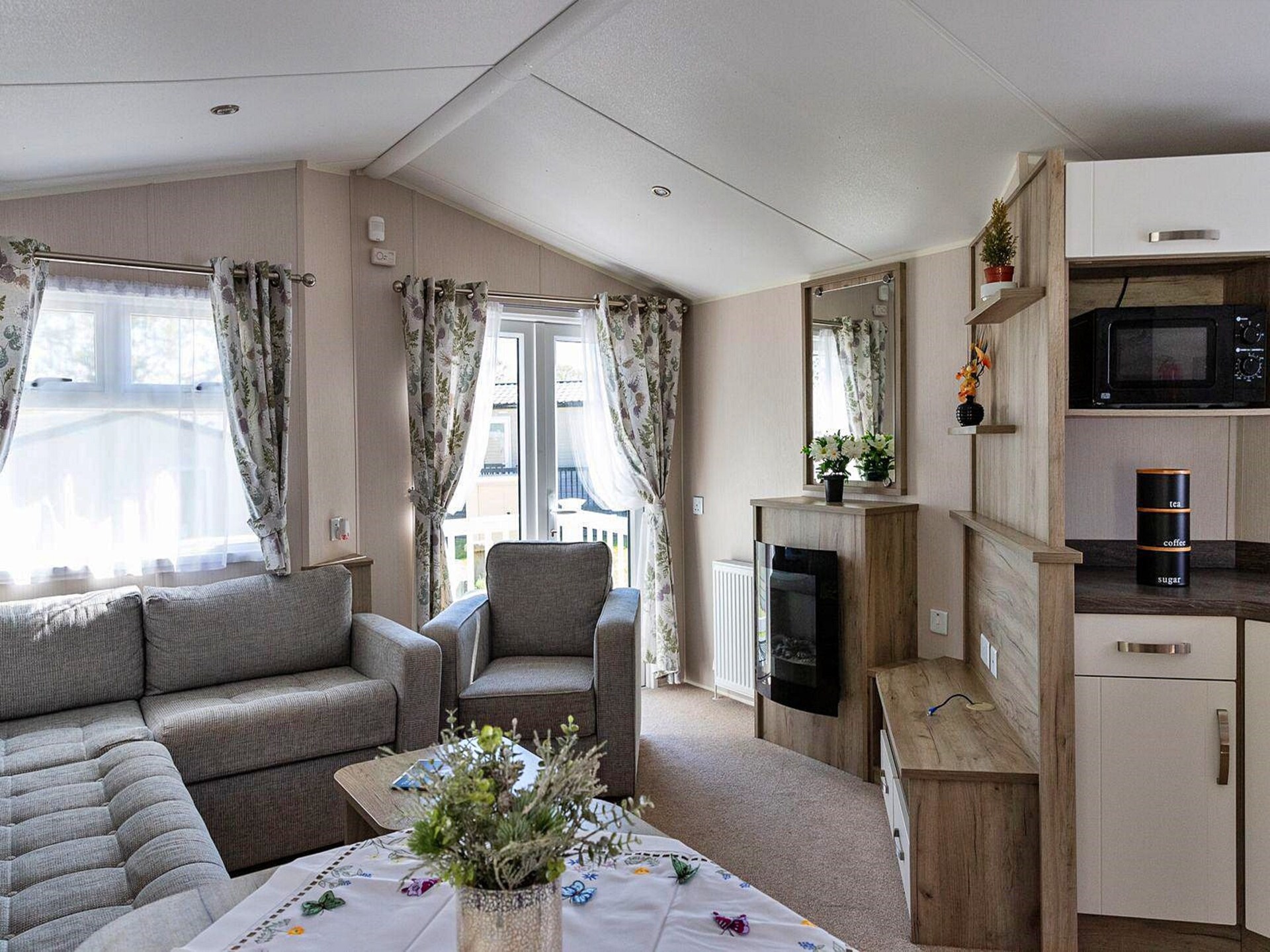 Ruime stacaravan voor 6 op Isle of Wight, vlakbij strand en Cowes - foto 11