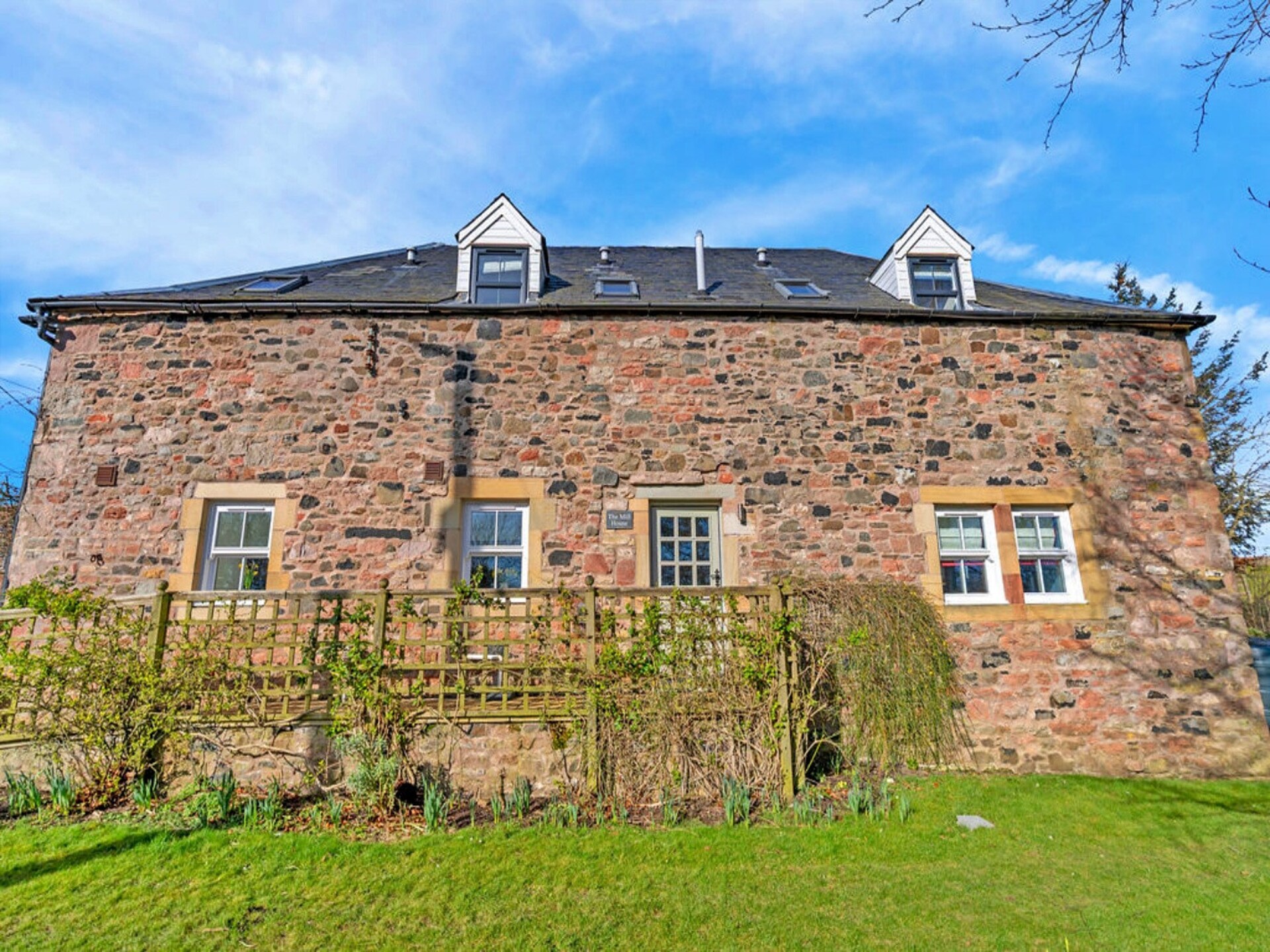 The Mill House: Ruim landhuis aan de Tweed bij Kelso - foto 2