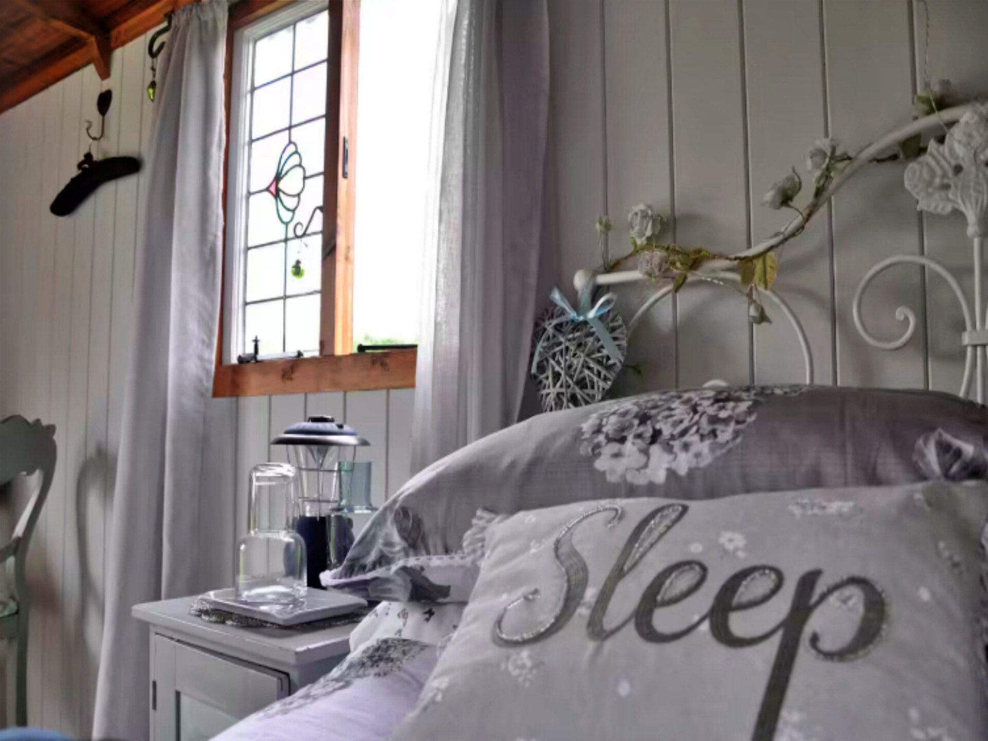 Romantische Shepherd's Hut voor 4 op Hilltop Farm bij Romsey en New Forest - foto 11