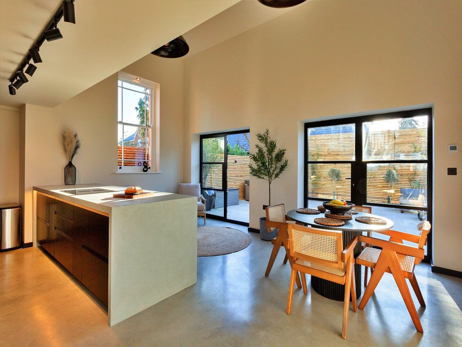 Wesleyan House: Luxe vakantiehuis in pittoresk Appledore, Kent - foto 17