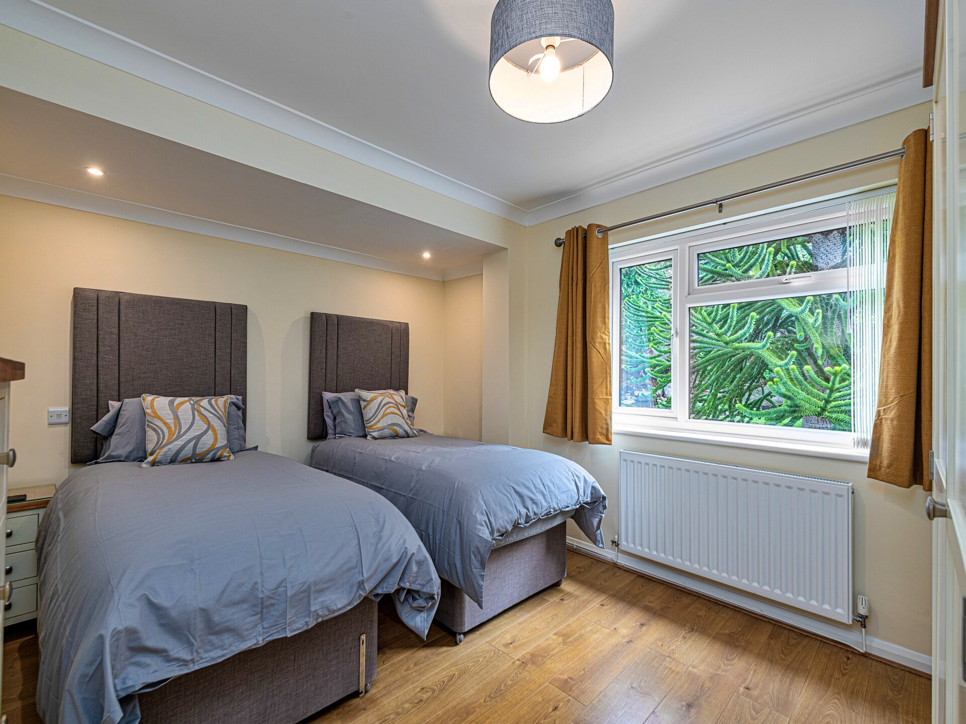Bungalow met hottub, tuin en uitzicht op de bergen bij Dyserth - foto 20
