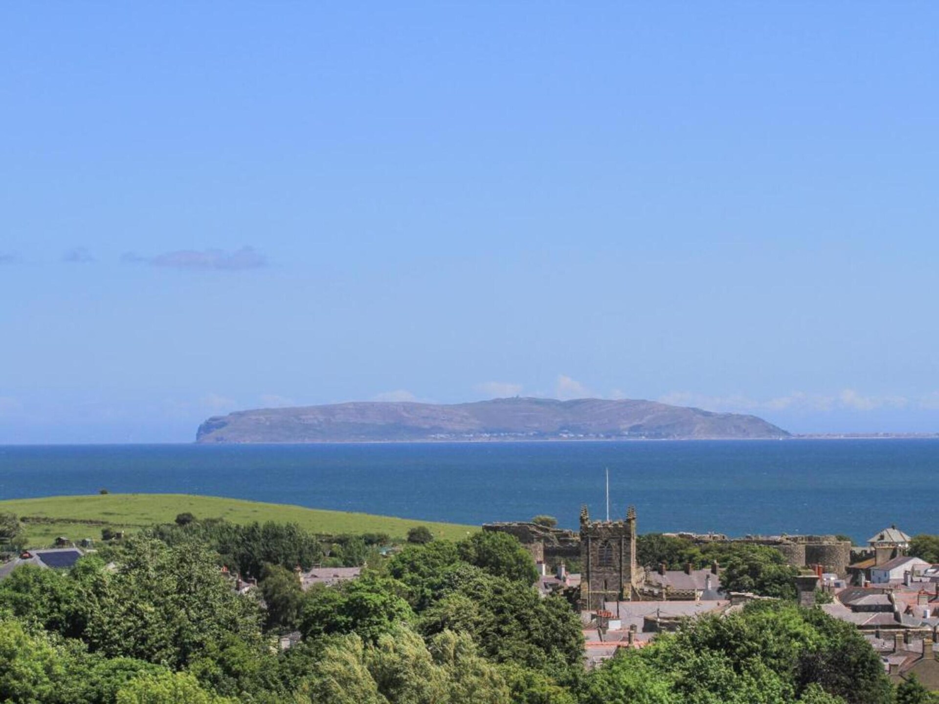 Luxe appartement aan zee in hartje Beaumaris, vlakbij kasteel en Snowdonia - foto 22