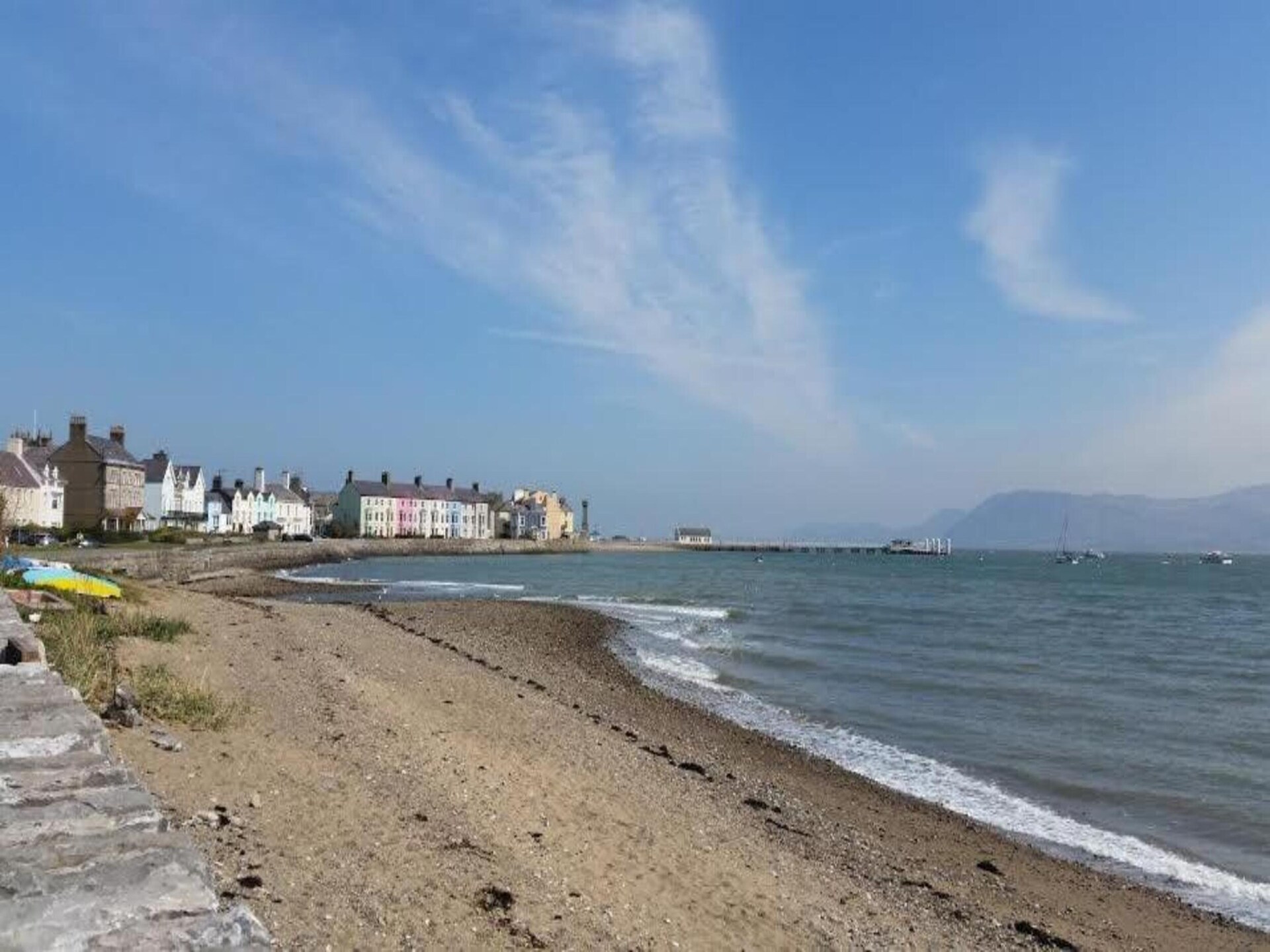 Luxe appartement aan zee in hartje Beaumaris, vlakbij kasteel en Snowdonia - foto 37