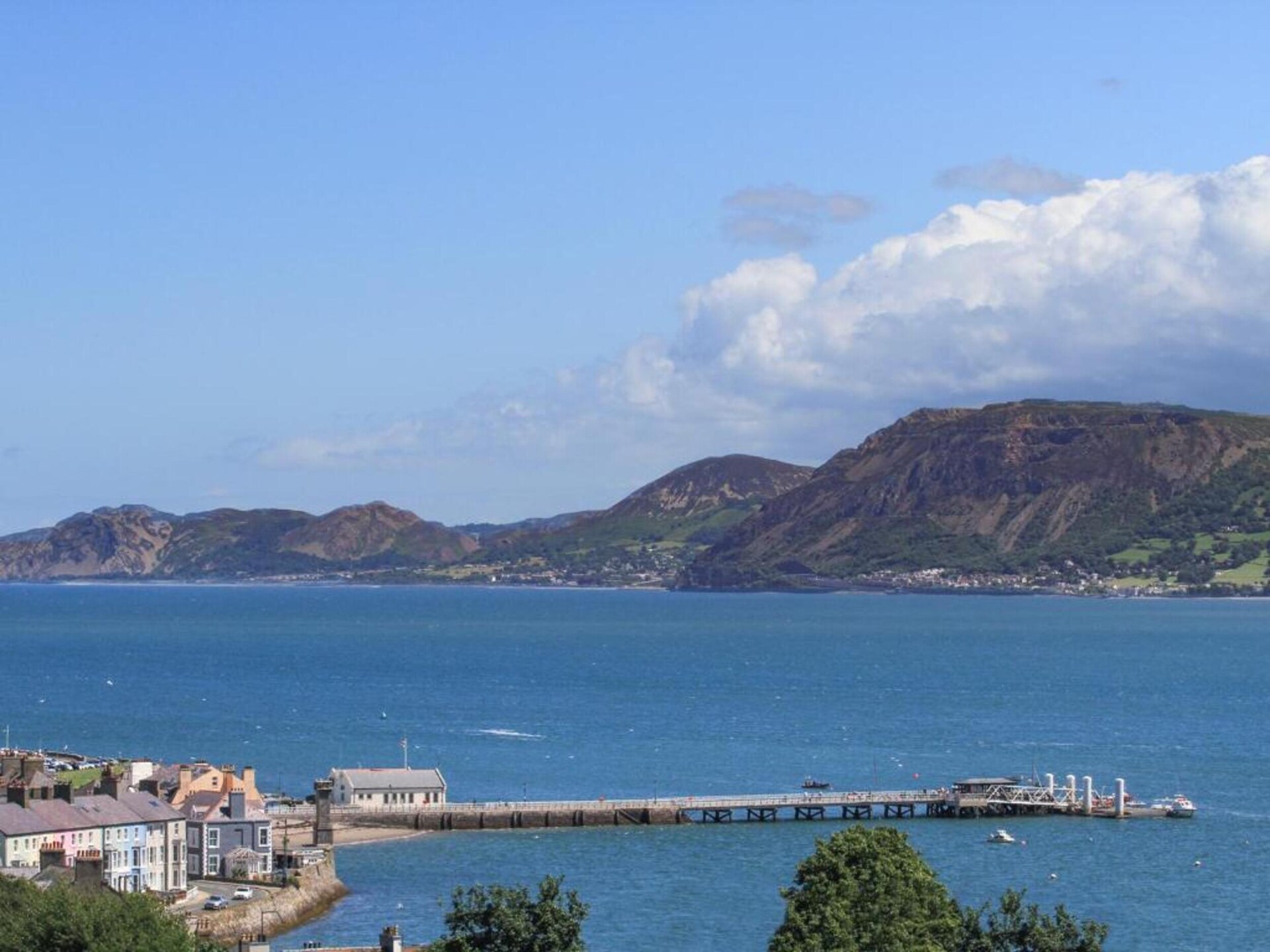 Waters Edge: Luxe kustappartement in Beaumaris met weids uitzicht op zee - foto 23