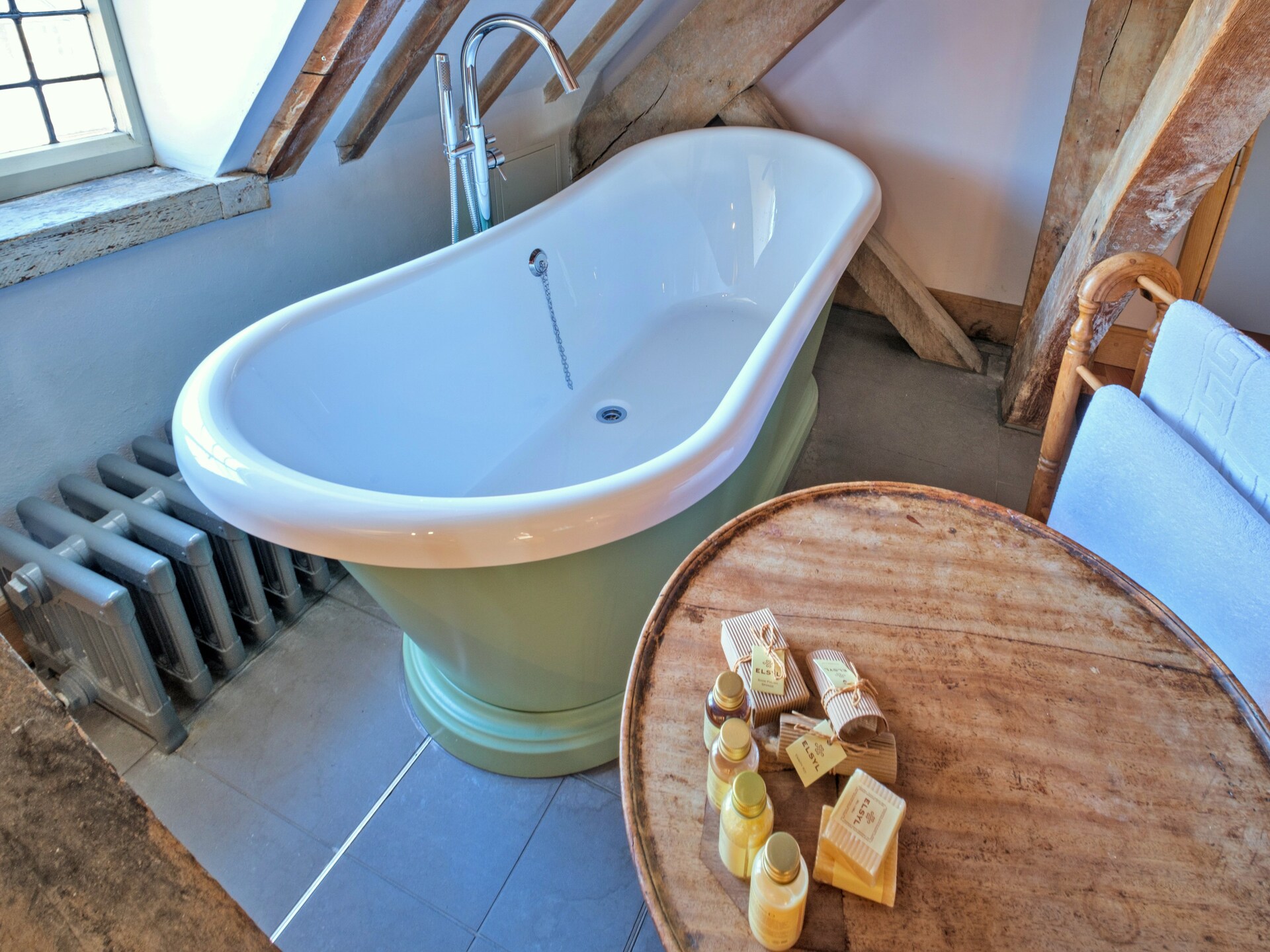 Sfeervol loftappartement in historisch stadhuis aan het marktplein - foto 18