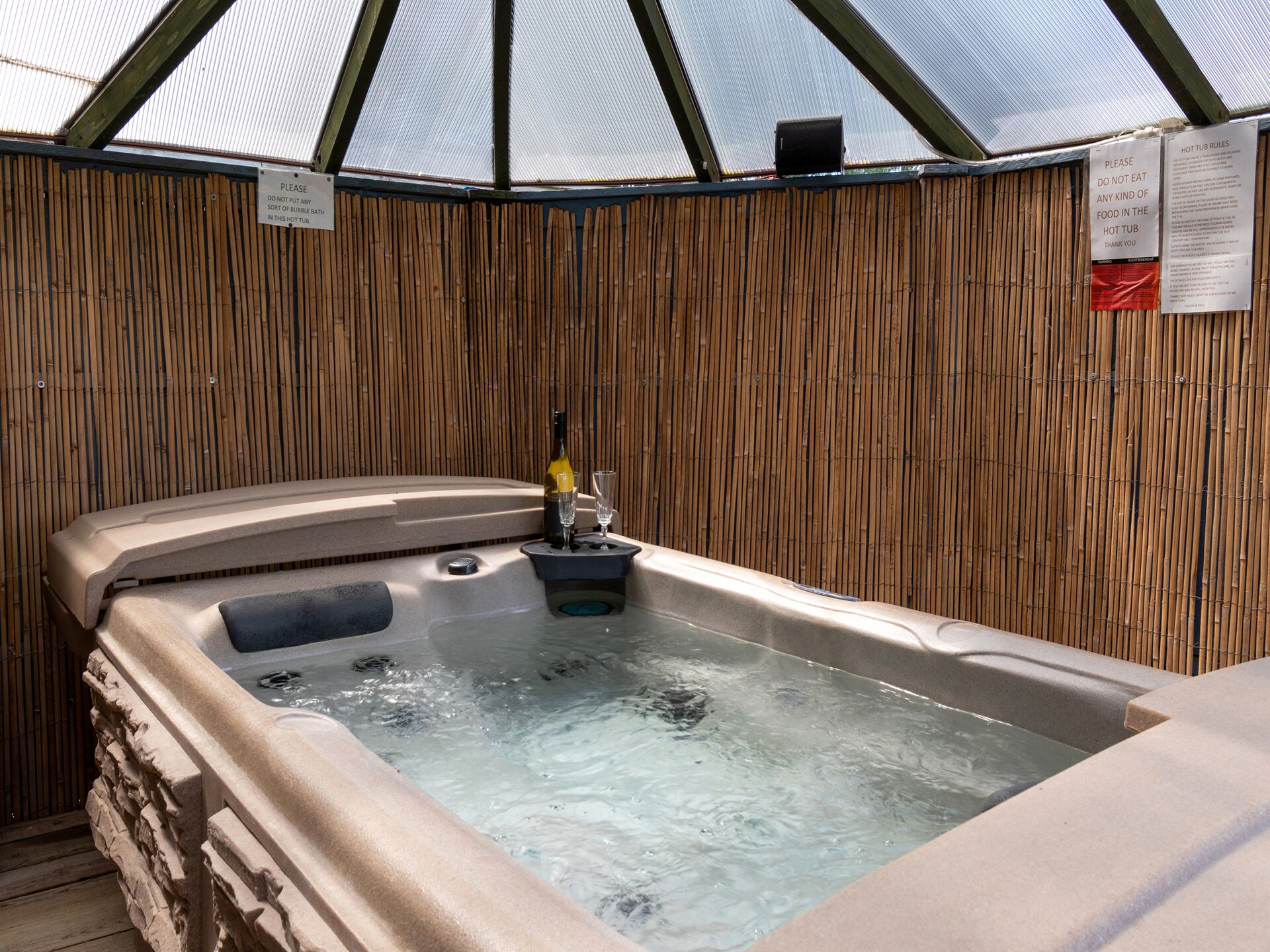 Romantisch landhuisje met hot tub en privétuin bij Craven Arms - foto 2